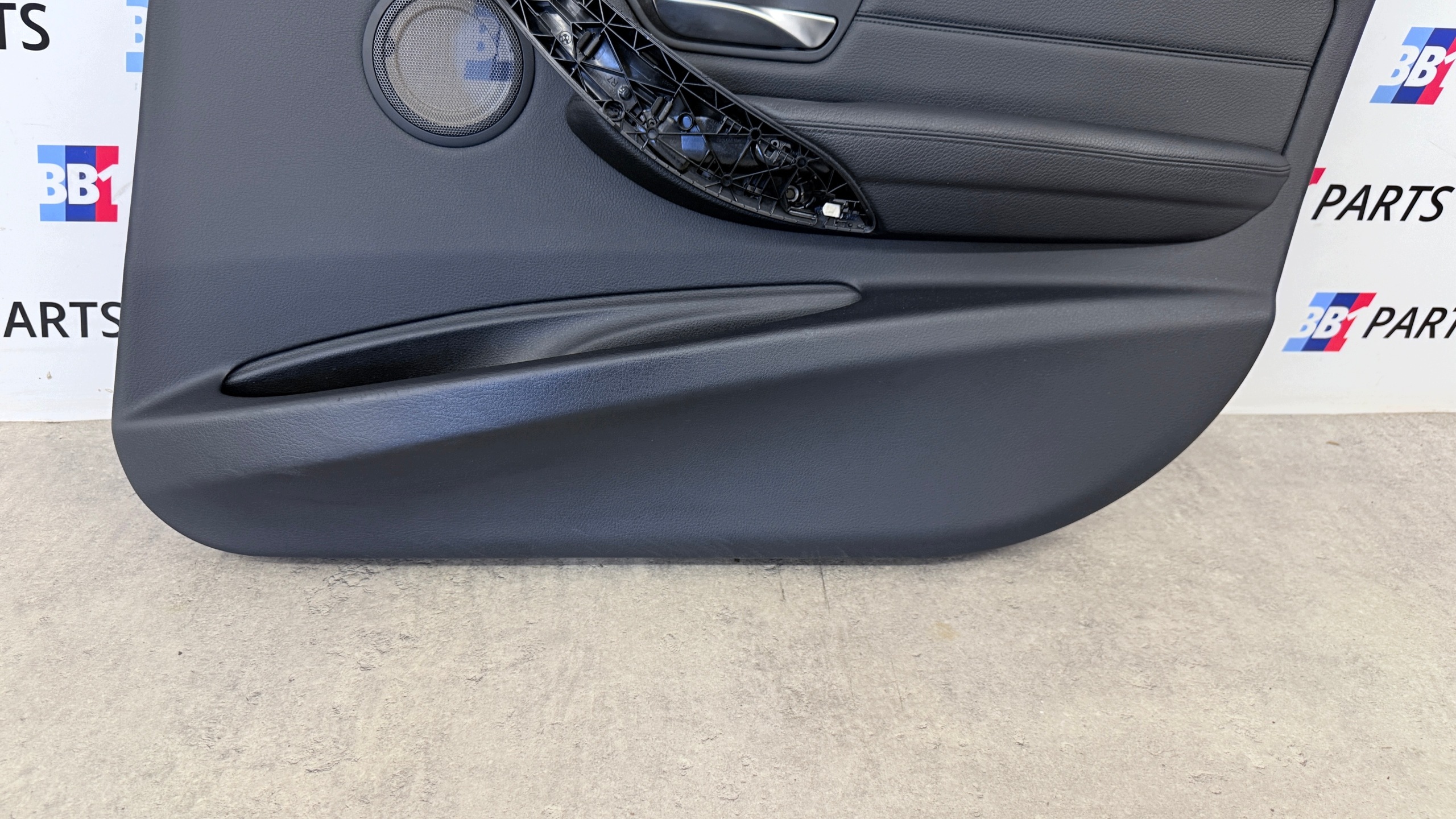 BMW F30 F31 side right front front AMBIENT black leather DAKOTA