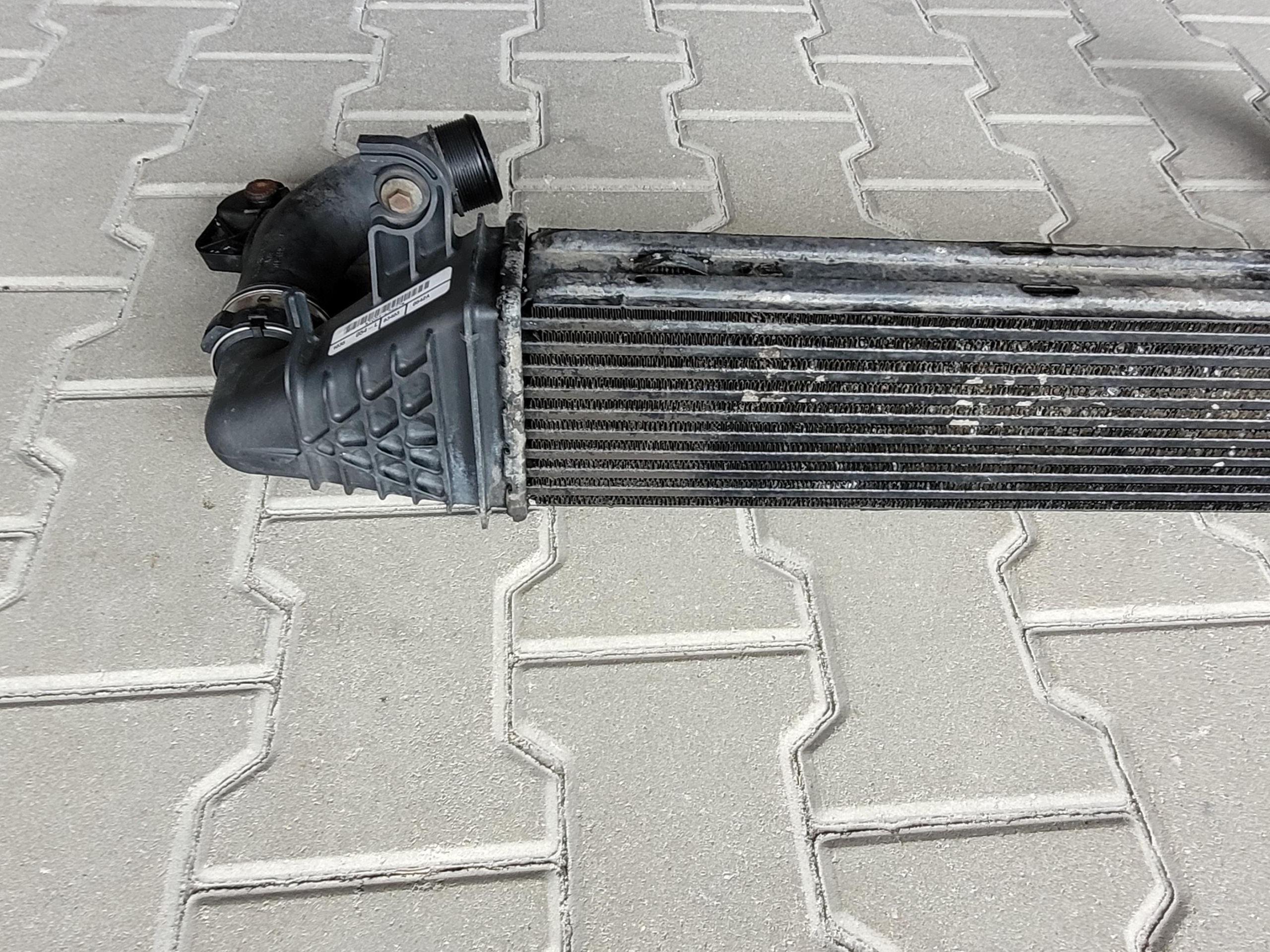 Kühler luft INTERCOOLER CHRYSLER 300C II LANCIA THEMA 3.0 CRD