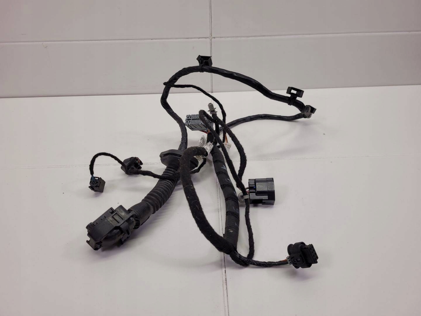 bundle wiring door rear part left side Maserati Levante 2017 06700333310