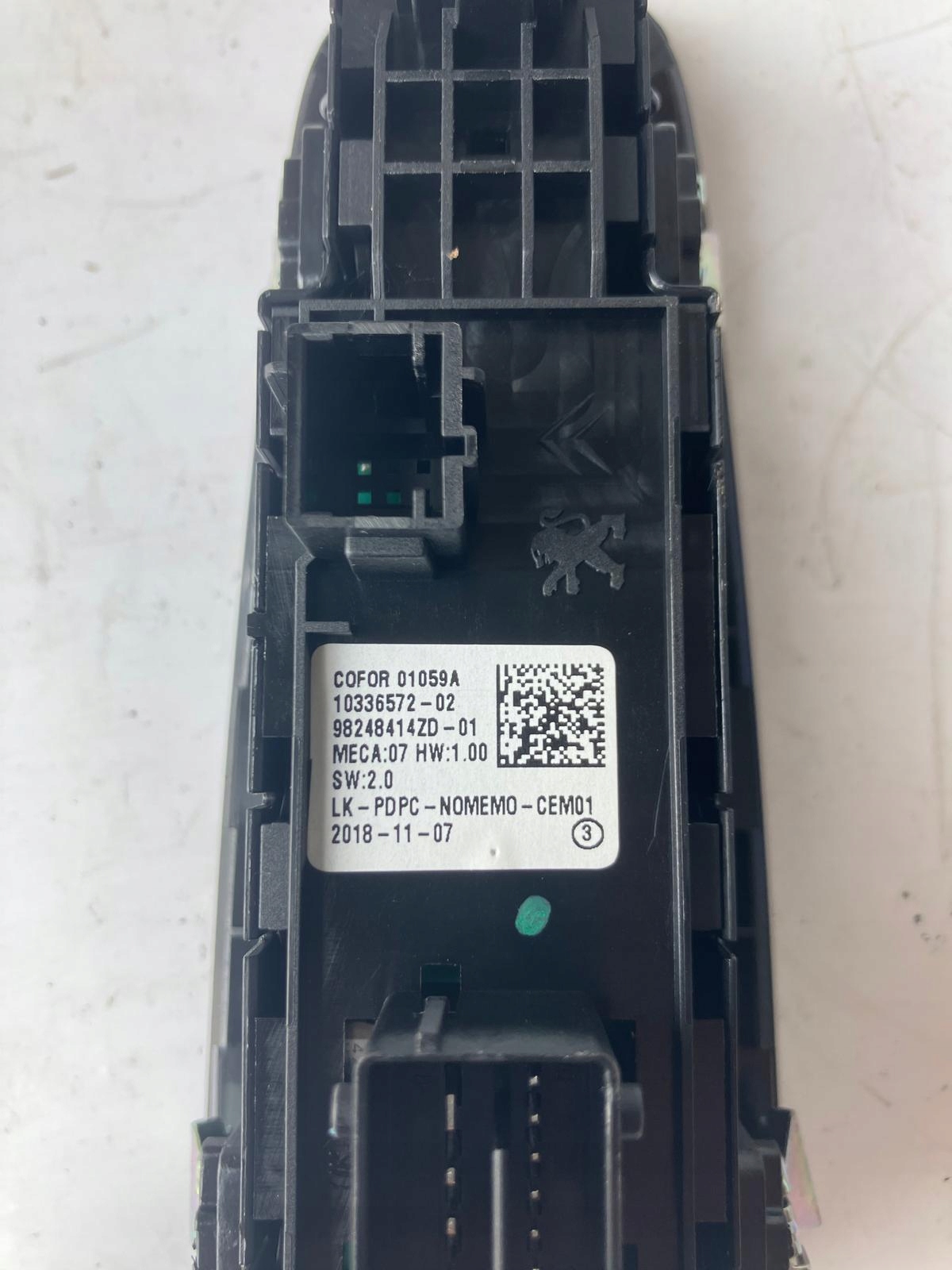 window control switch of mirrors PEUGEOT 308 T9 98248414ZD
