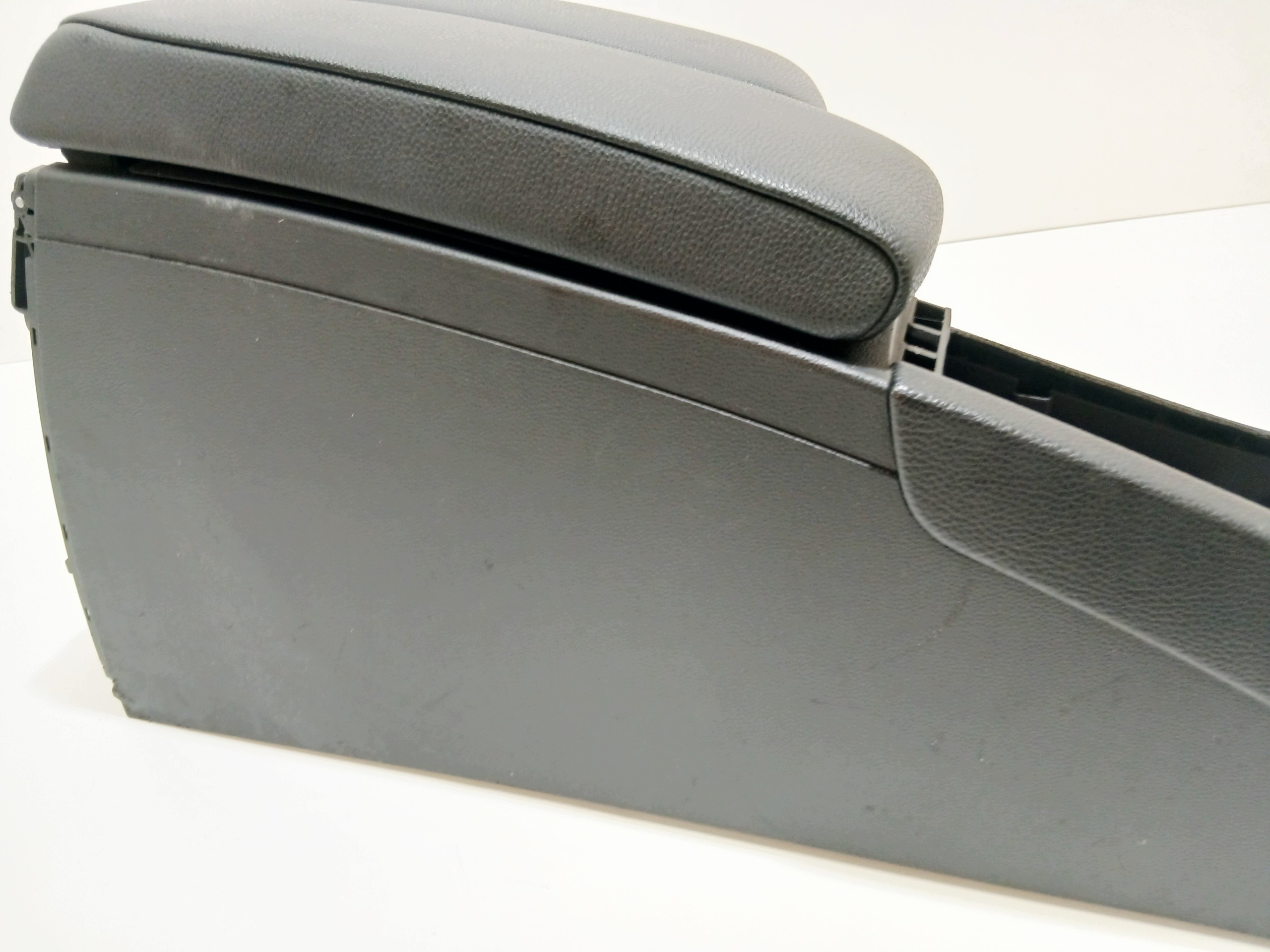 TUNEL central armrest BMW E91 LCI EU 9170915