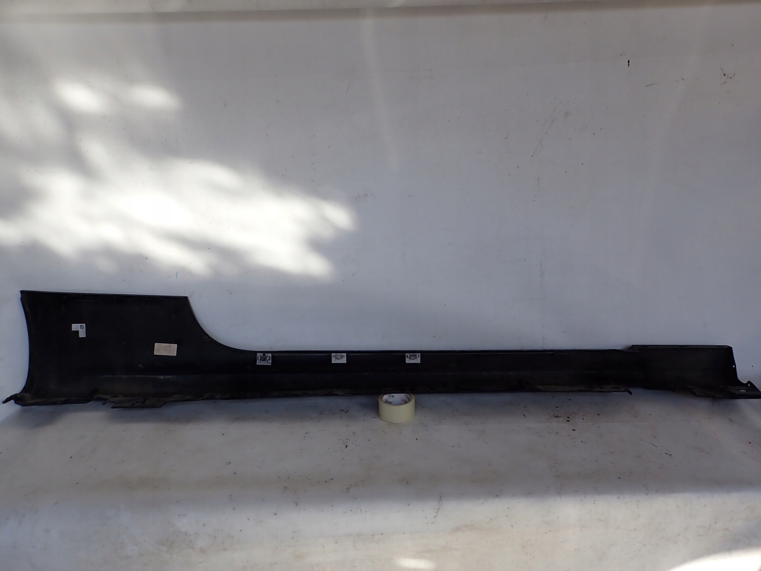 MERCEDES E-KLASA COUPE W238 C238 AMG moulding threshold left