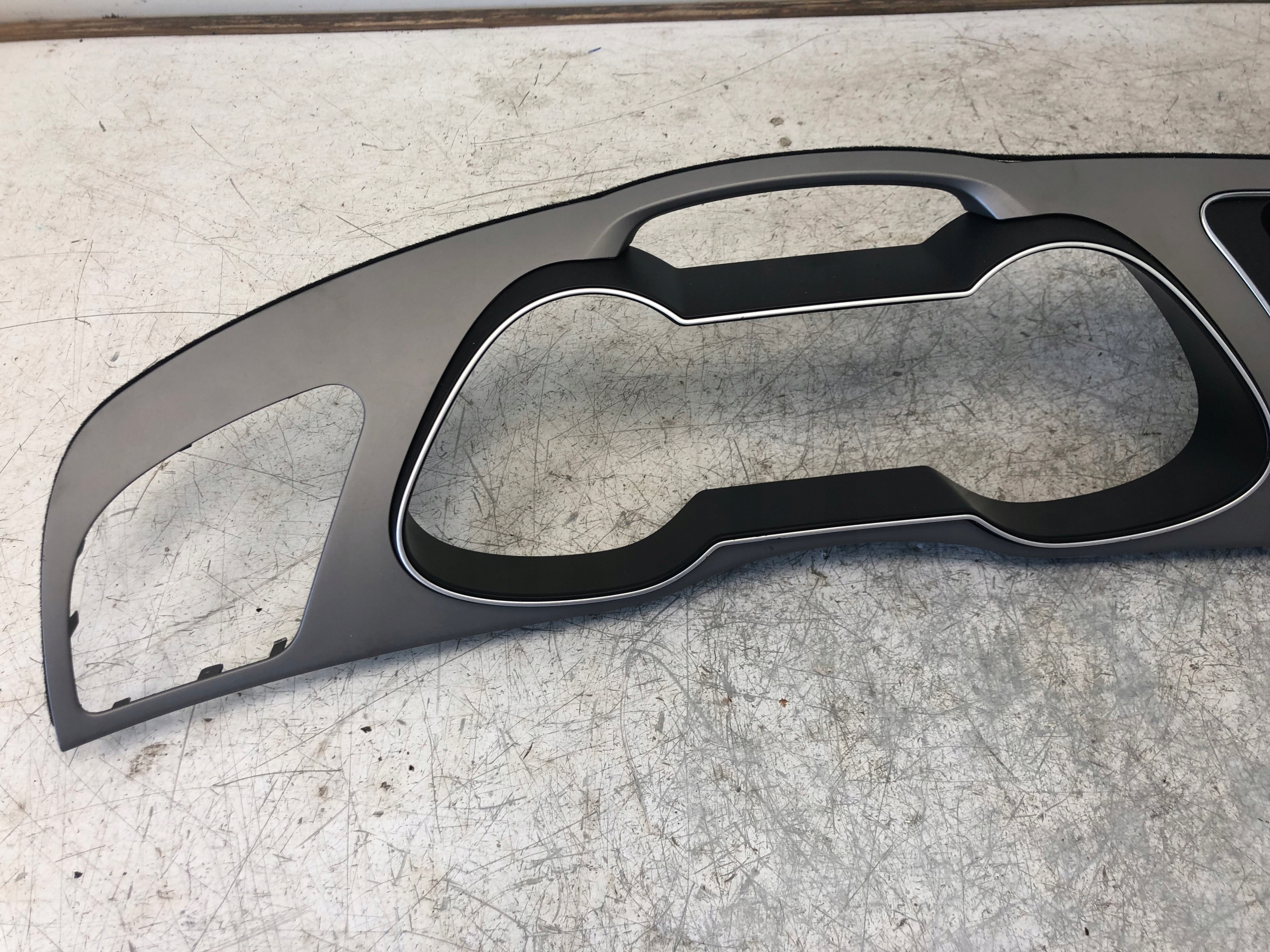 Châssis DEKOR Instruments tachymètre compte tours AUDI A4 B8 8K1857186S