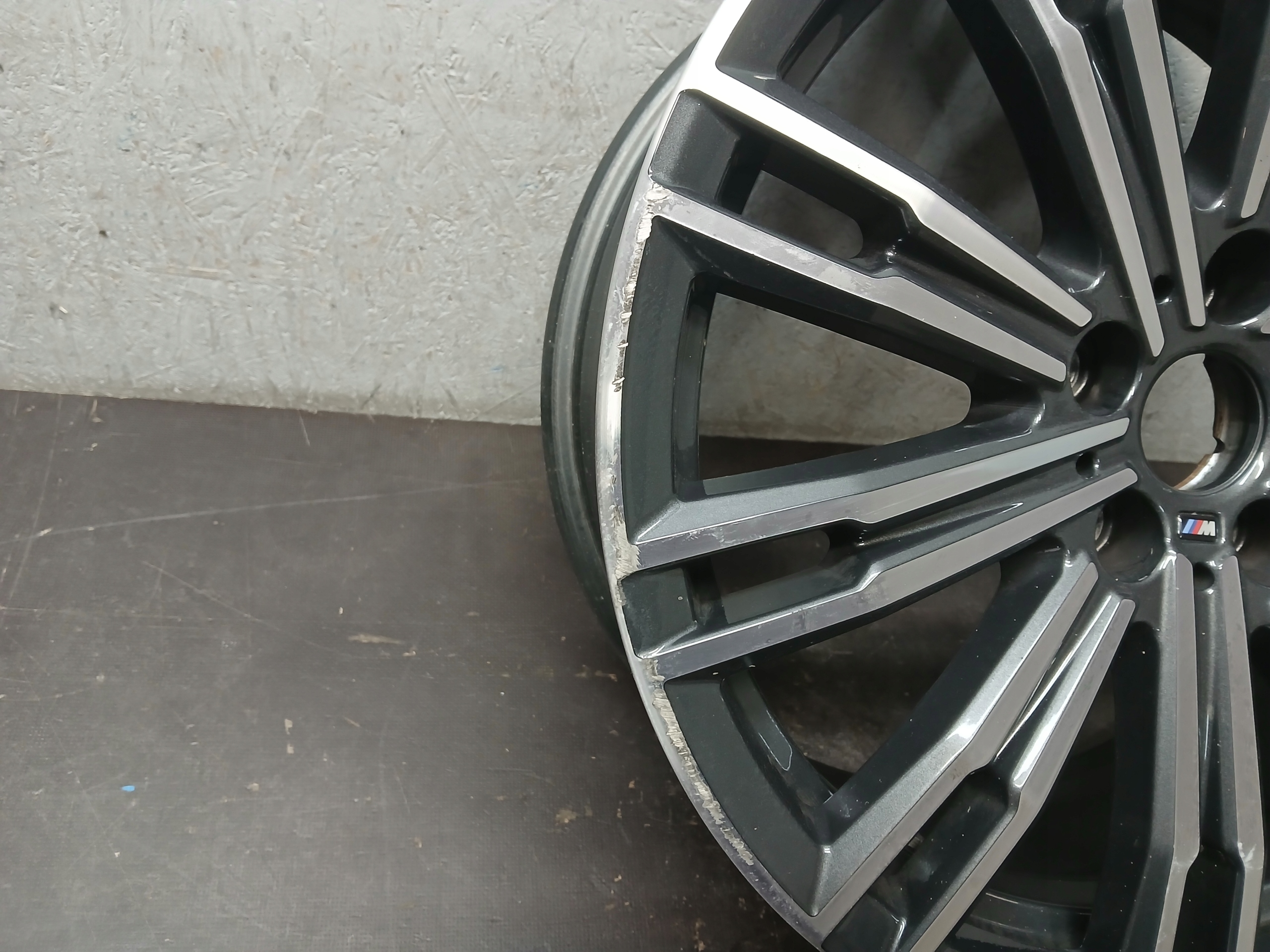 disk hliníkový BMW 7,5J 18" ET25 5X112 8089890