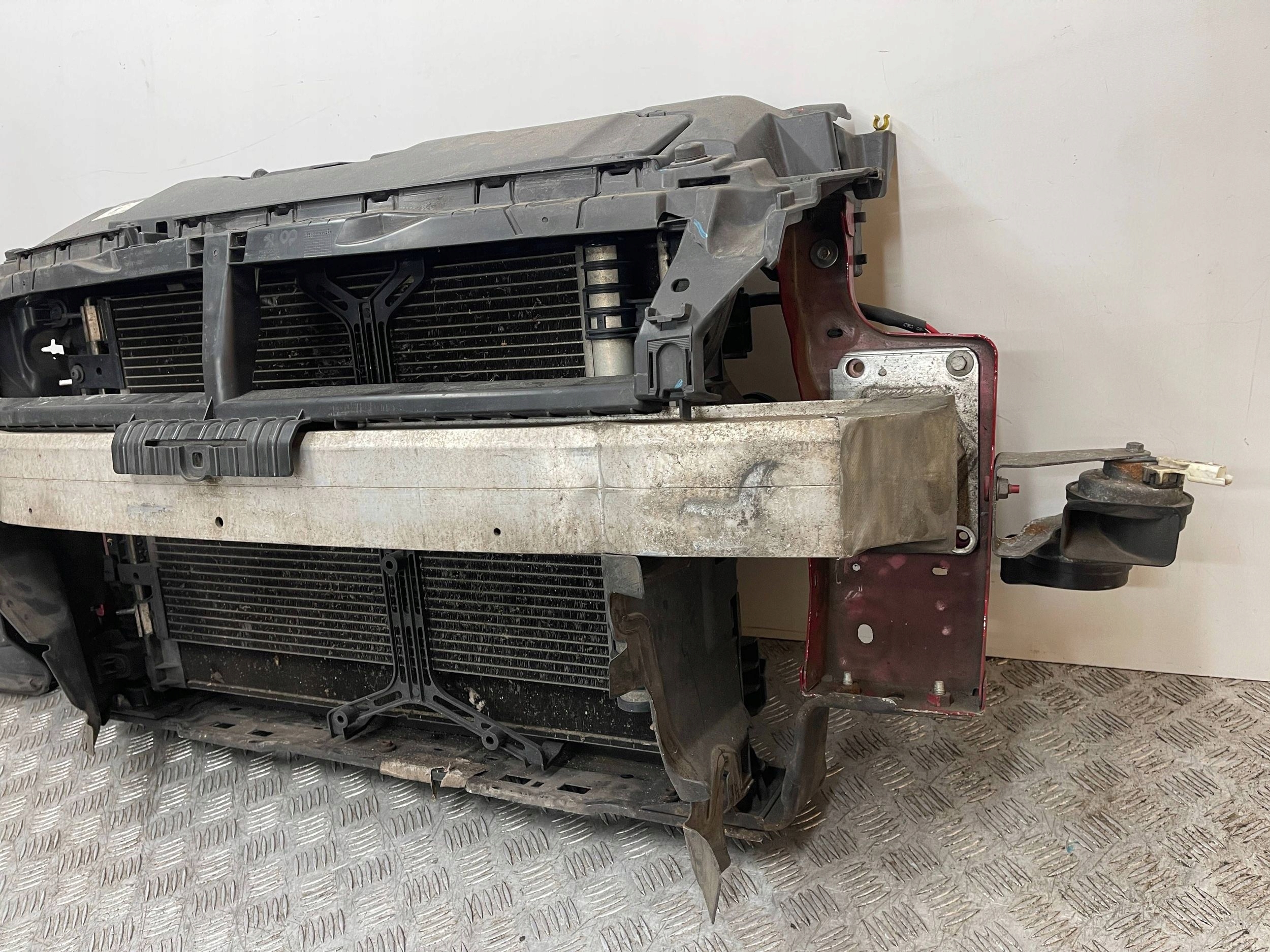 front body wall front pillar radiator sider Peugeot 308 T9 13- 1.6 THP