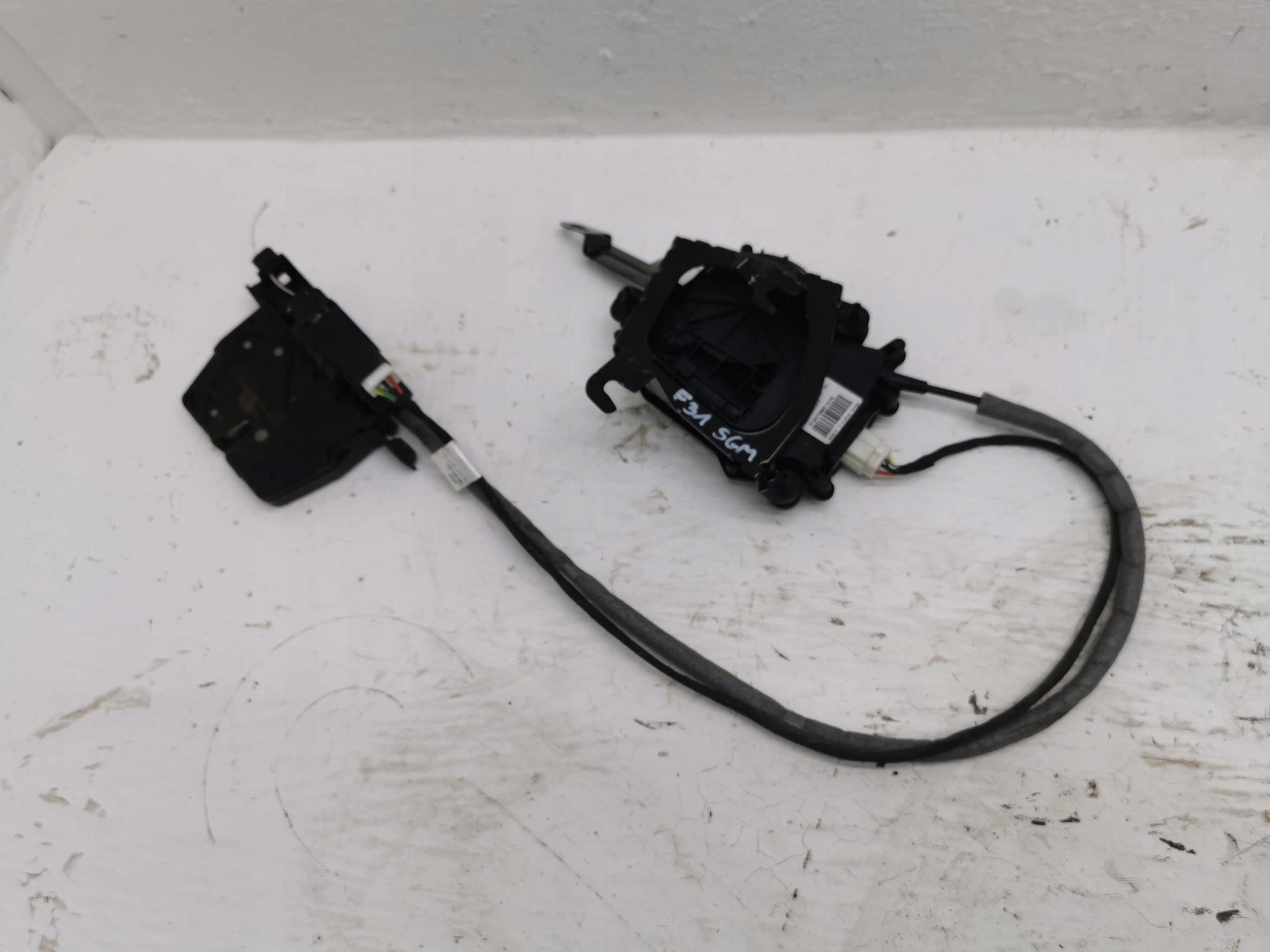 lock bonnet boot BMW SERIA 3 F31 7269516