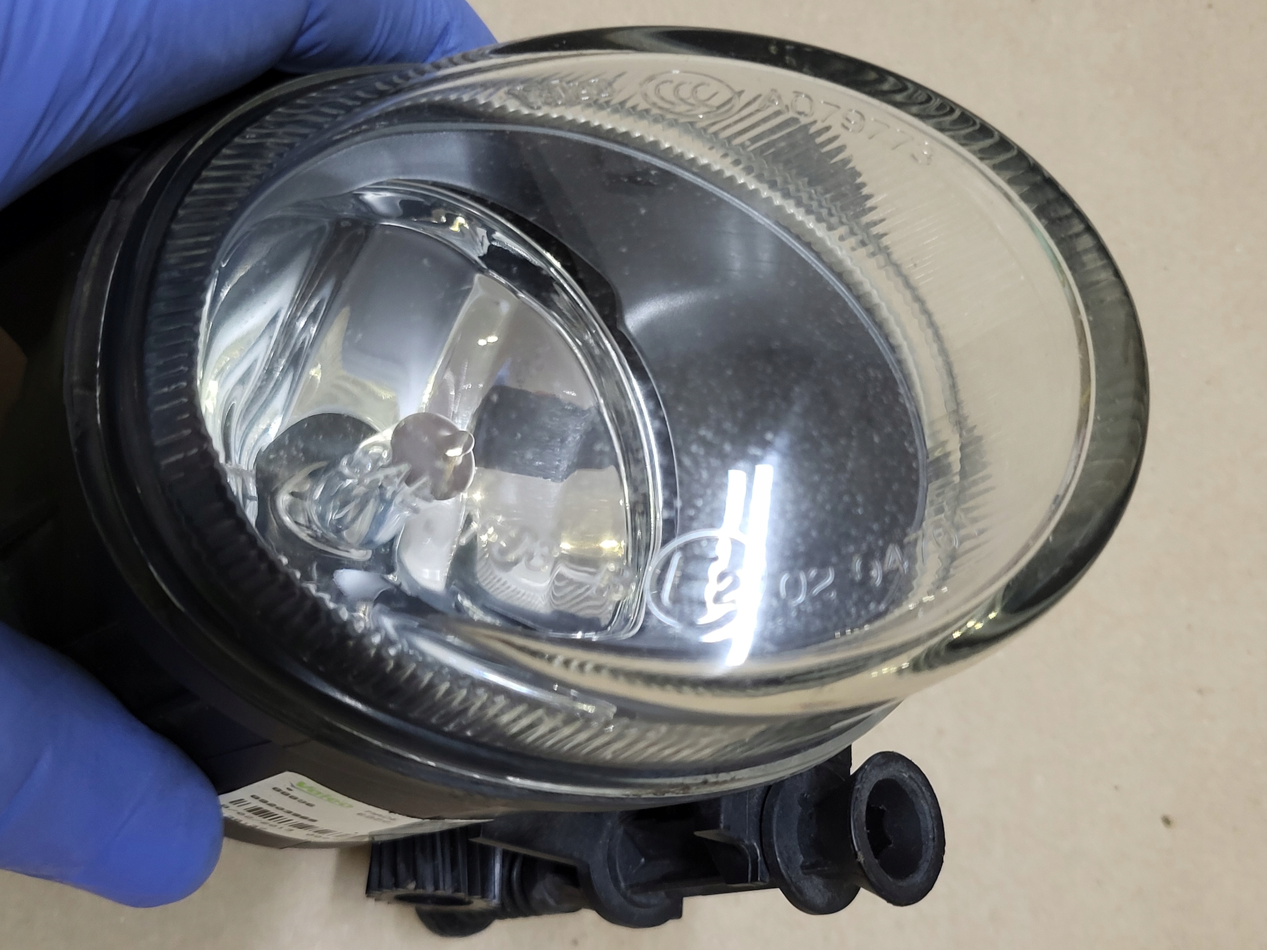 light fog lights right front fog light AUDI A4 B7 8E0 VALEO
