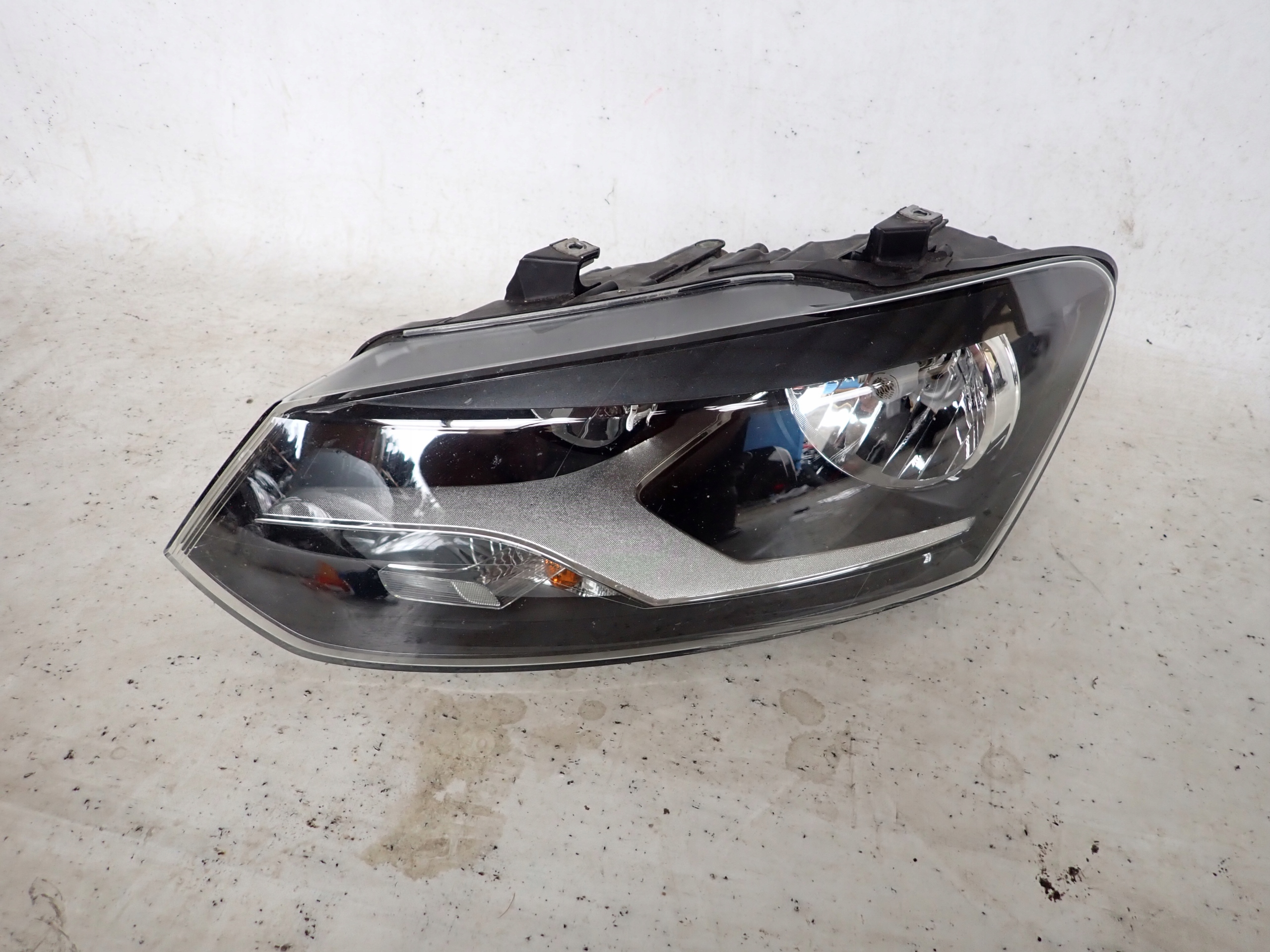 VW POLO V 5 6R 09-14 light front front left 6R1941007F