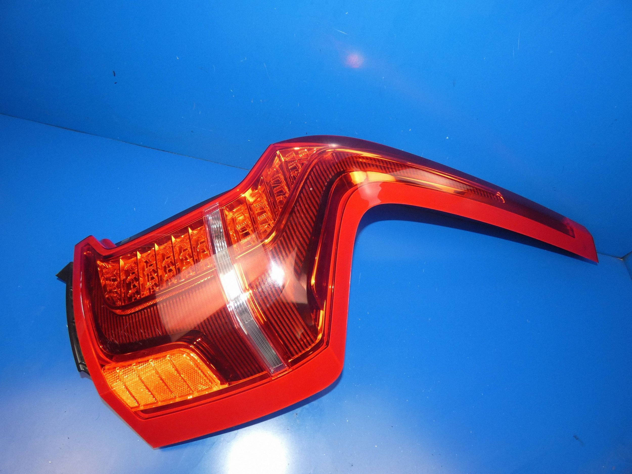 VOLVO XC90 II light right rear part rear - EUROPA