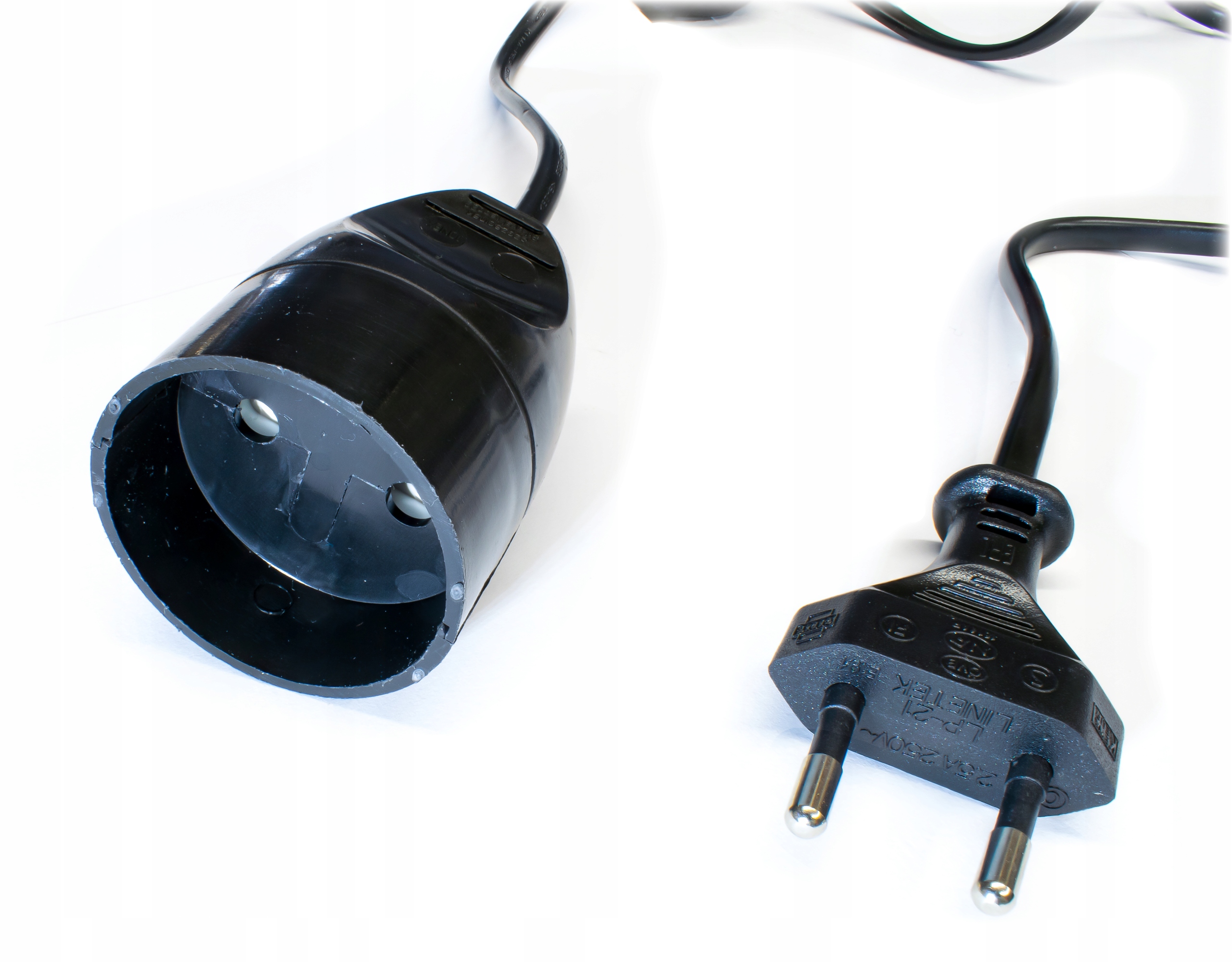 TERMOSTAT ELEKTRONICZNY REGULATOR TEMPERATURY Z GNIAZDKIEM I WTYCZKĄ 230V Rodzaj termostat