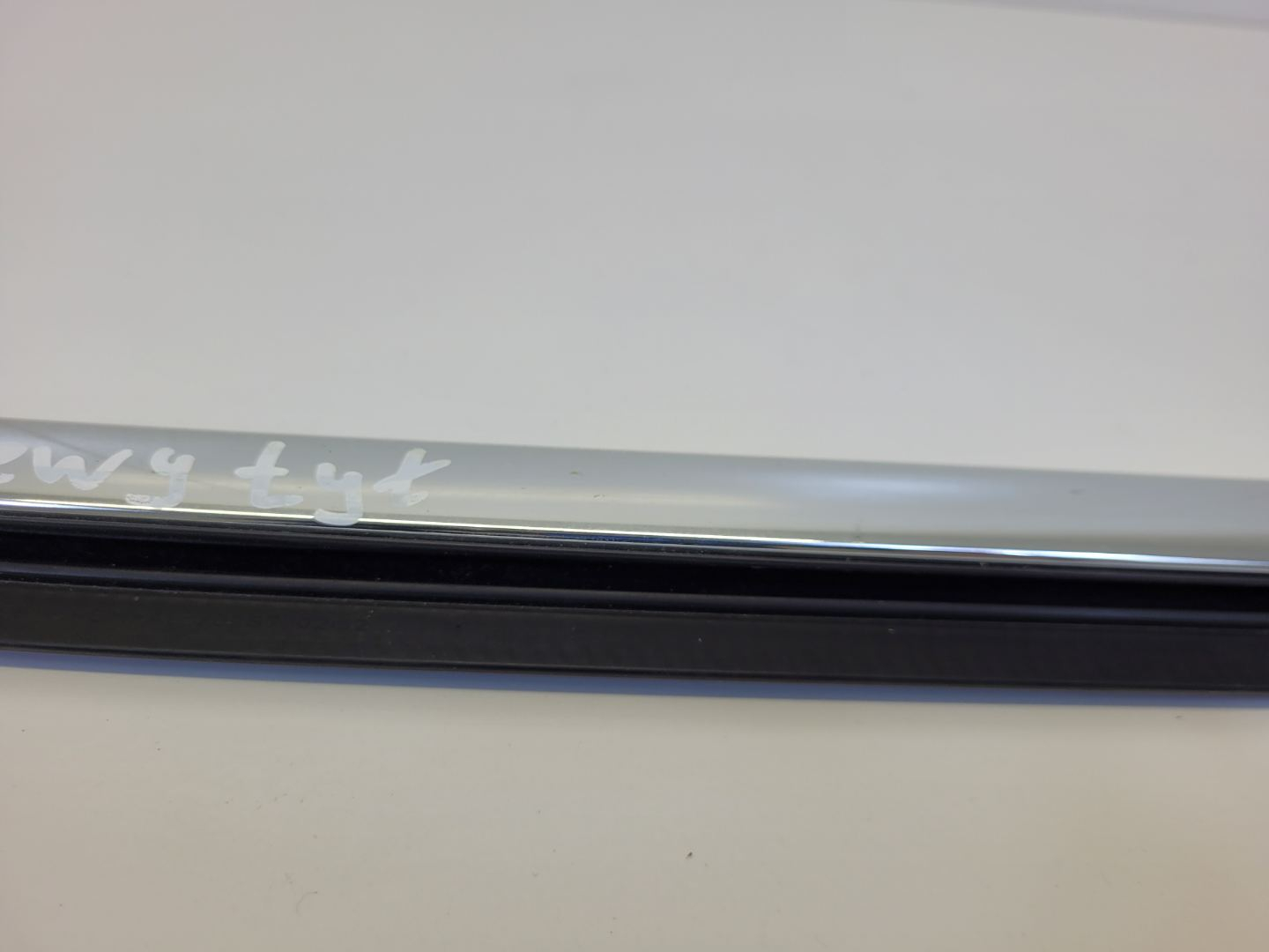 moulding door rear part left side Maserati Levante 2017