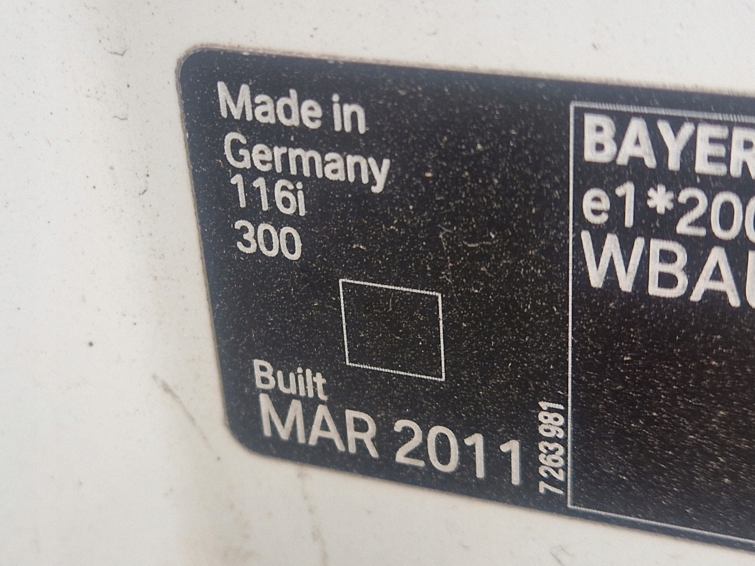 parafango sinistra Anteriore BMW E87 300