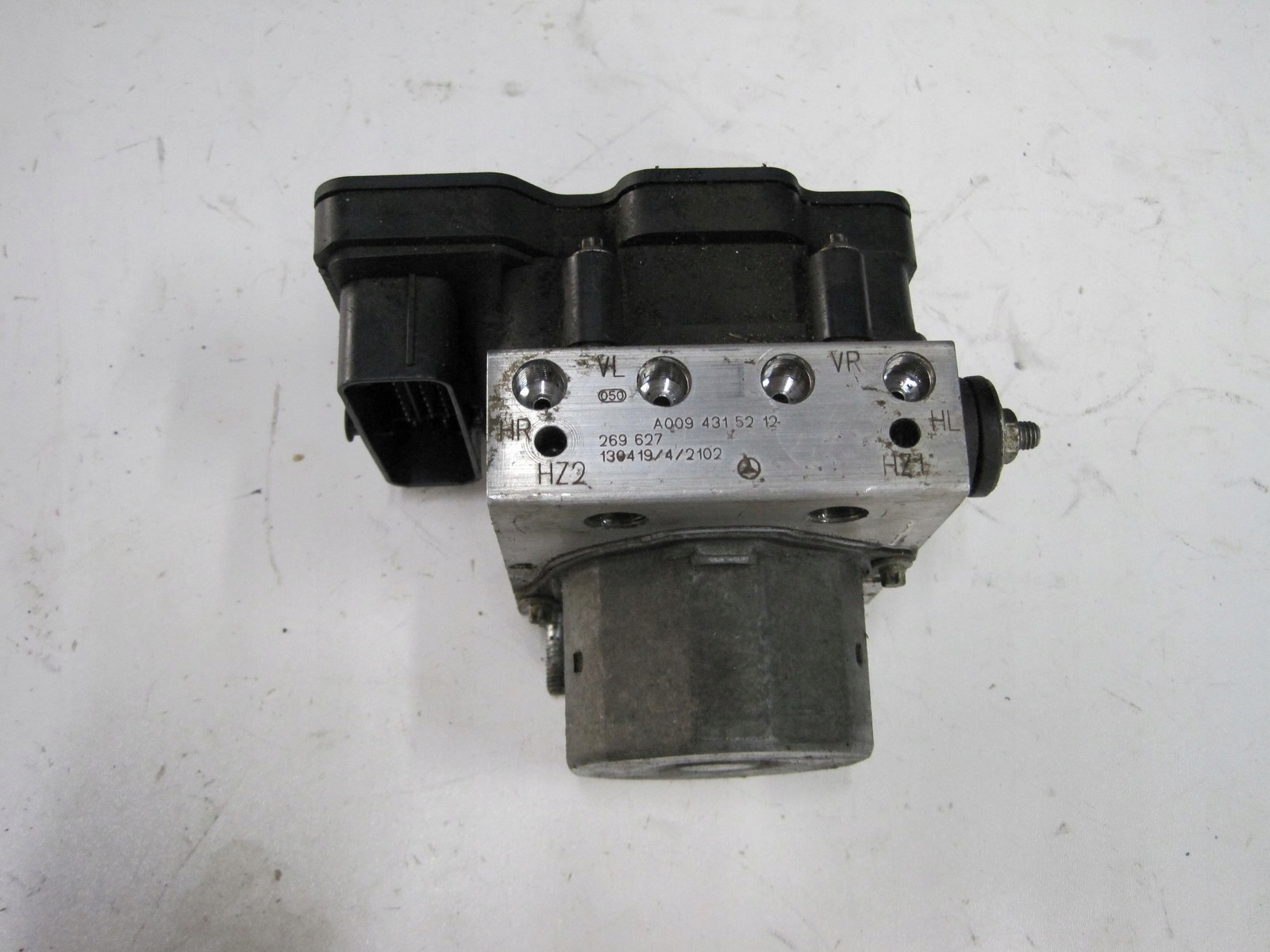 szivattyú ABS MERCEDES CLA 117 A0094315212