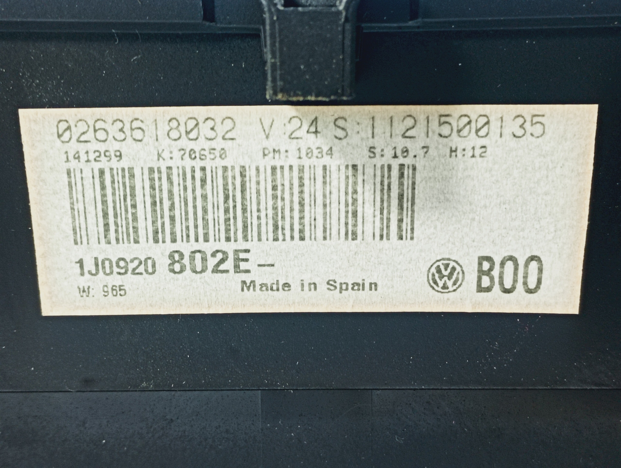 dials dials tachometer mileage 295908 km 1J0920802E VW Golf IV 4 98-04