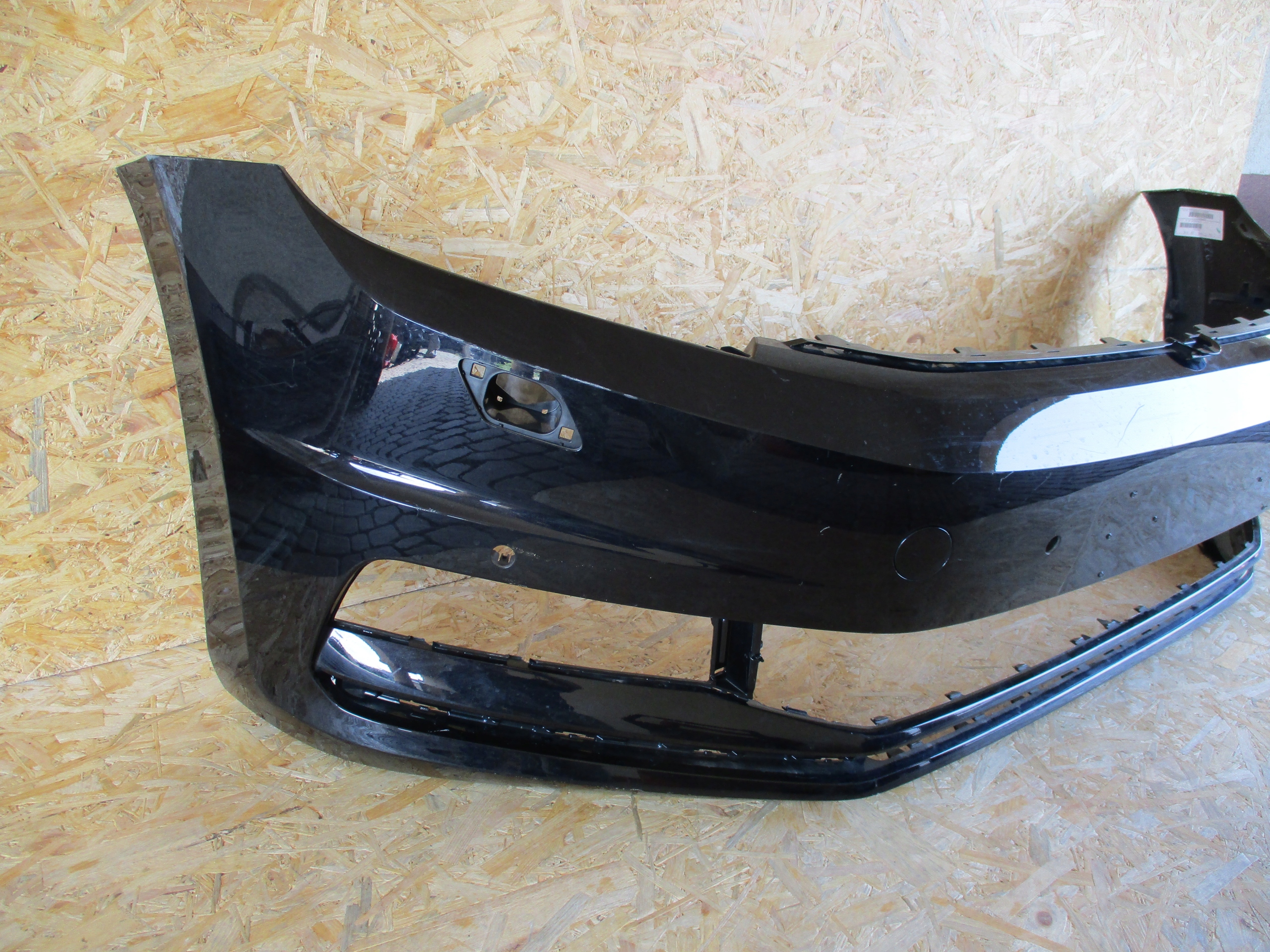 front bumper front VW TOURAN III 5TA XENON 15