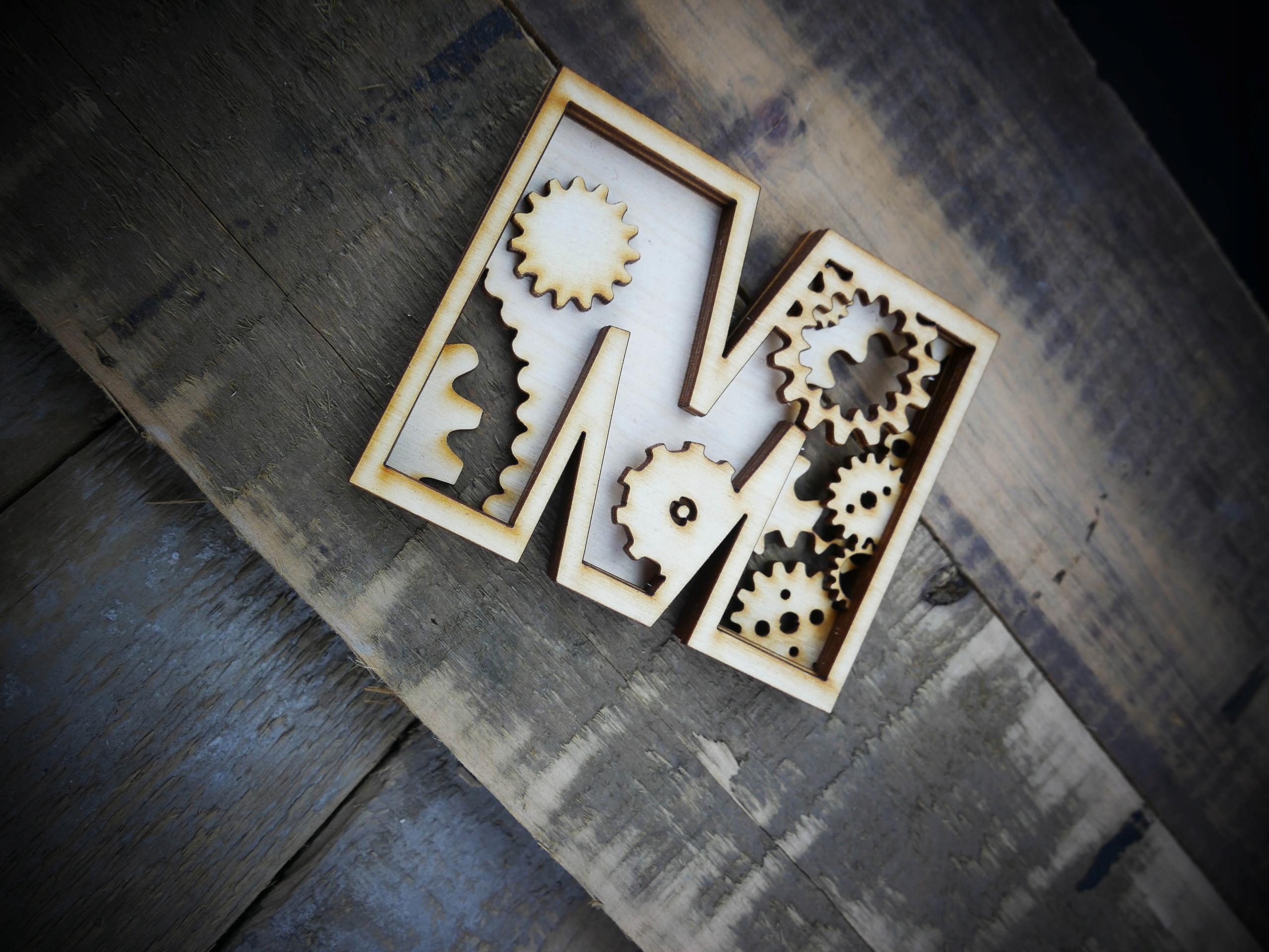 SKLEJKA Zestaw Dom Młodej Pani i Pana Młodego 20cm Rodzaj drewno