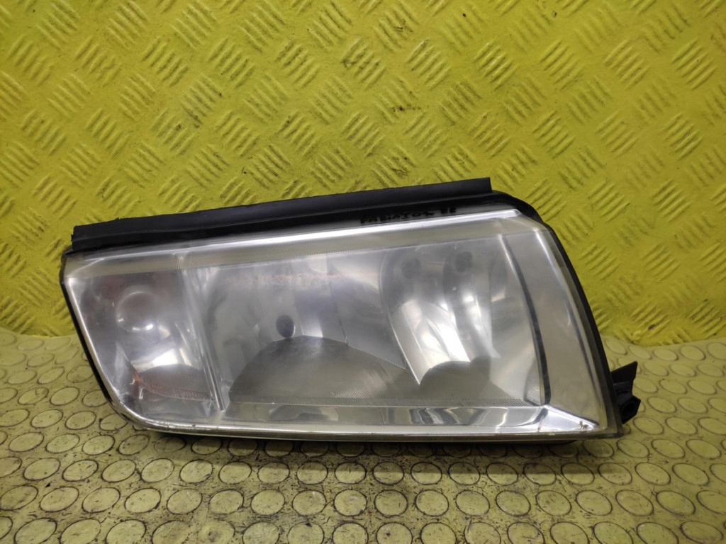 SKODA FABIA and REFLEKTOR light right front