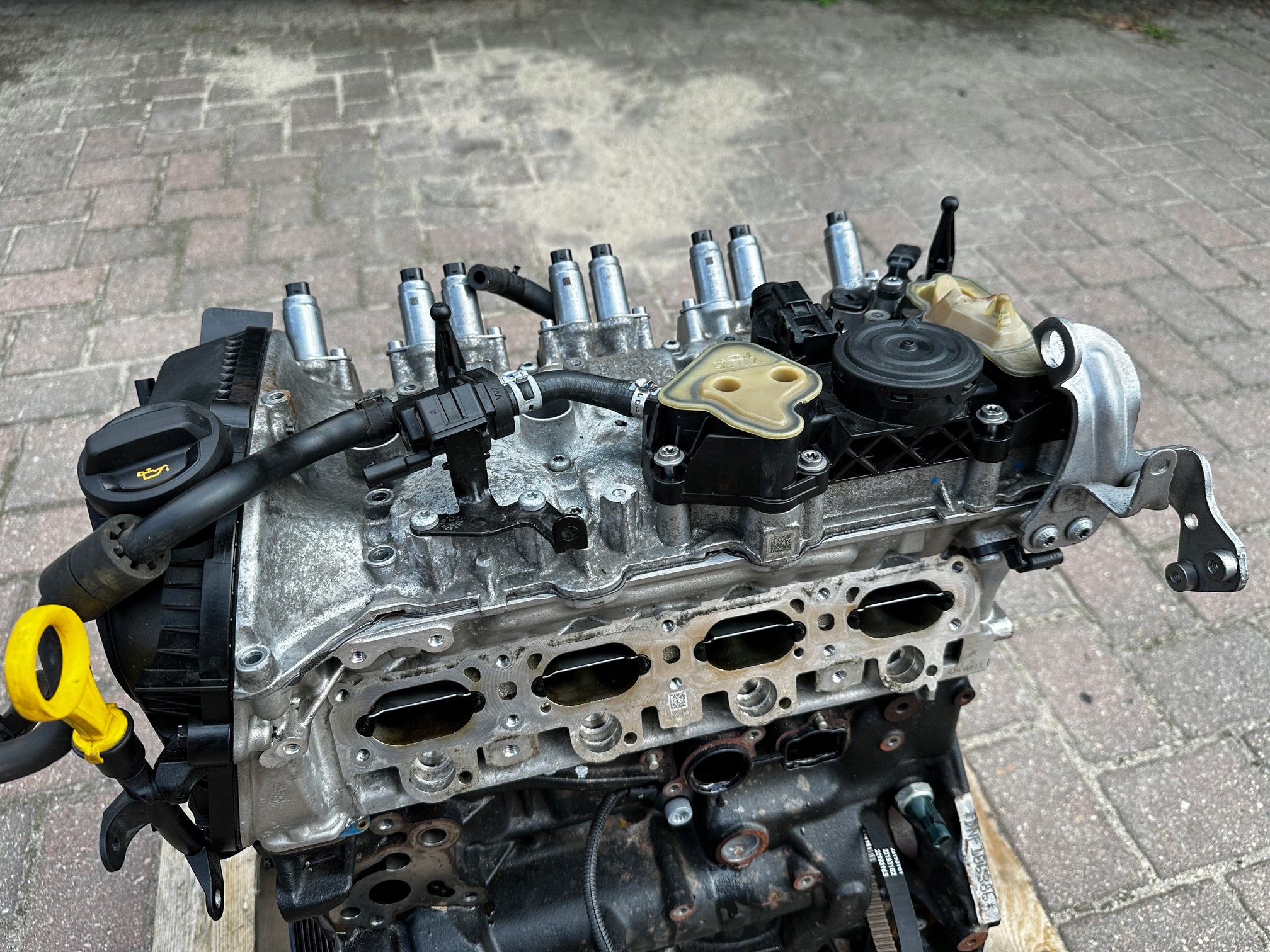 AUDI S3 8Y VW GOLF VIII R 2.0TFSI TSI DNF GŁOWICA KOMPLETNA 06Q103403A