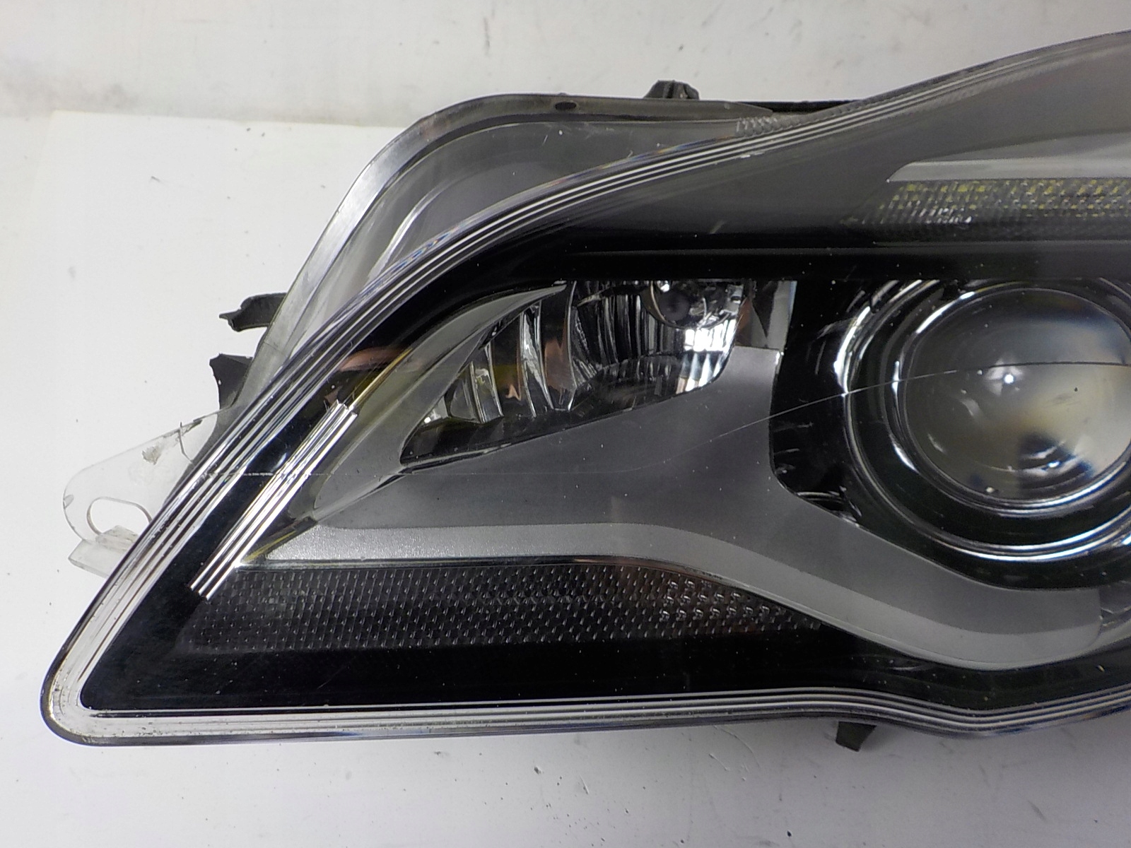 OPEL INSIGNIA A BI-XENON LIFT light left front front 1ZT011166-03