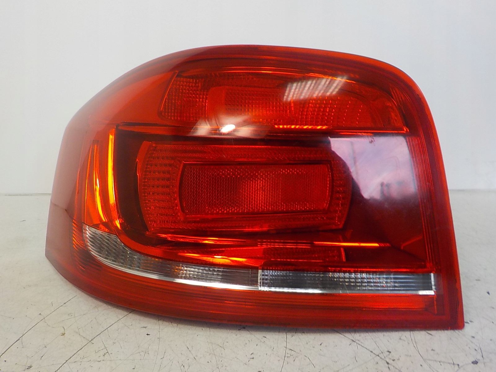 AUDI A3 II 8P LIFT 3D light left rear left rear part UK