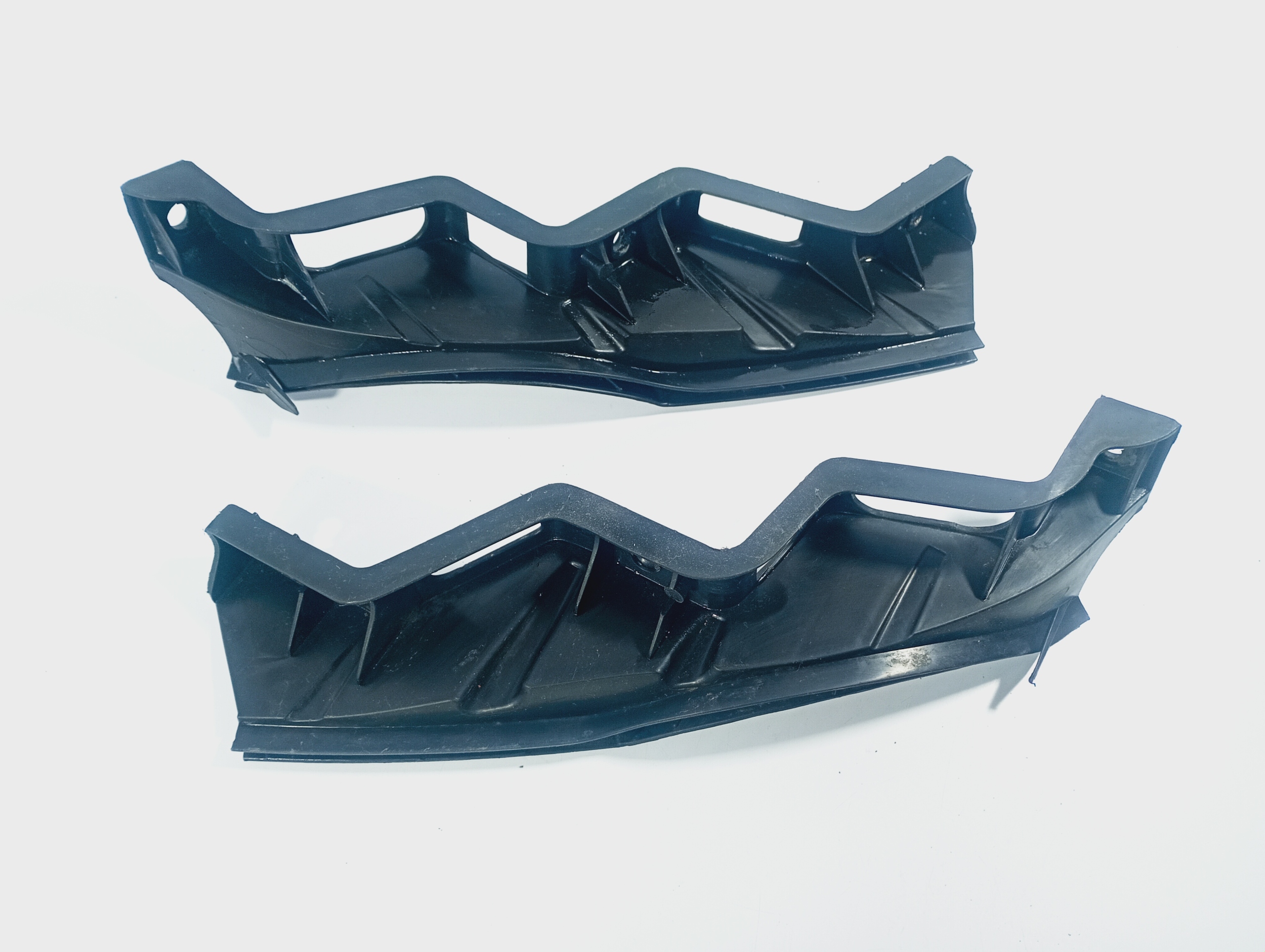 supporti Destra sinistra Paraurti Anteriore VW Passat B6 05-10