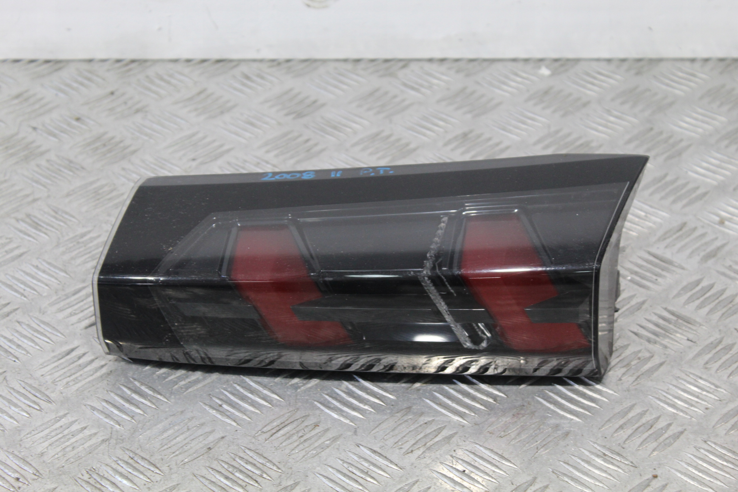 light bonnet boot right rear part PEUGEOT 2008 II 2