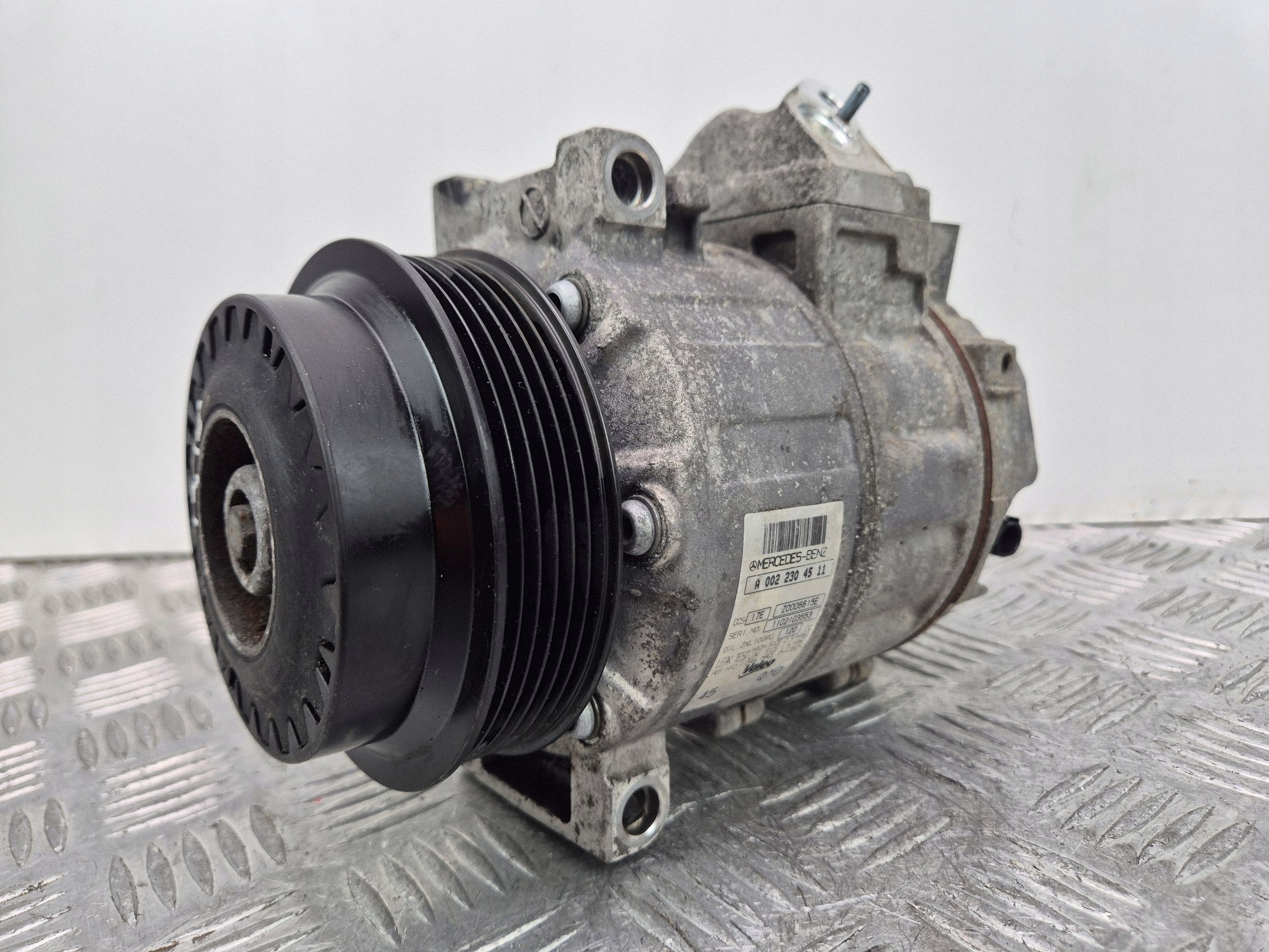 Mercedes E200 CGI W212 Klimakompressor klimaanlage 271860 A0022304511