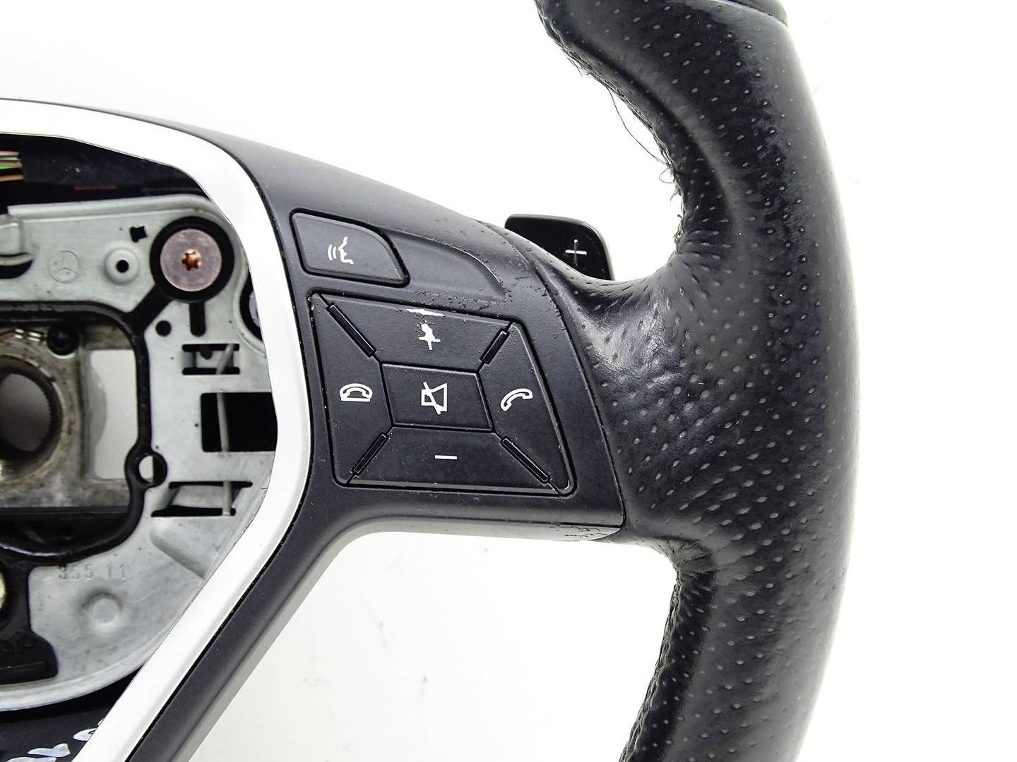 steering wheel, leather MULTIFUNKCJA MULTI MERCEDES CLS W218 A2184602018