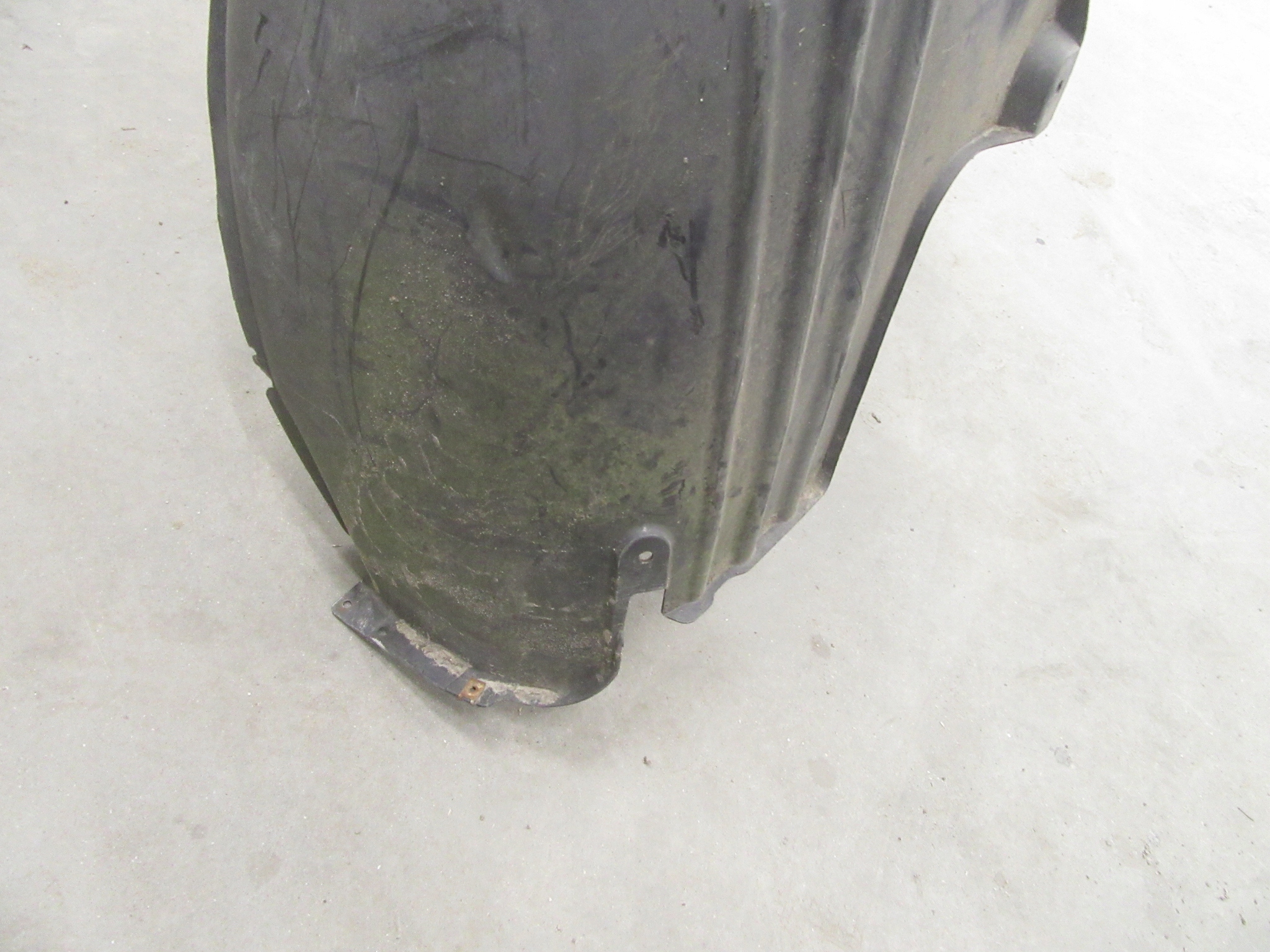 mudguard right right rear part BMW e65 e66 2001r.- 2004r.