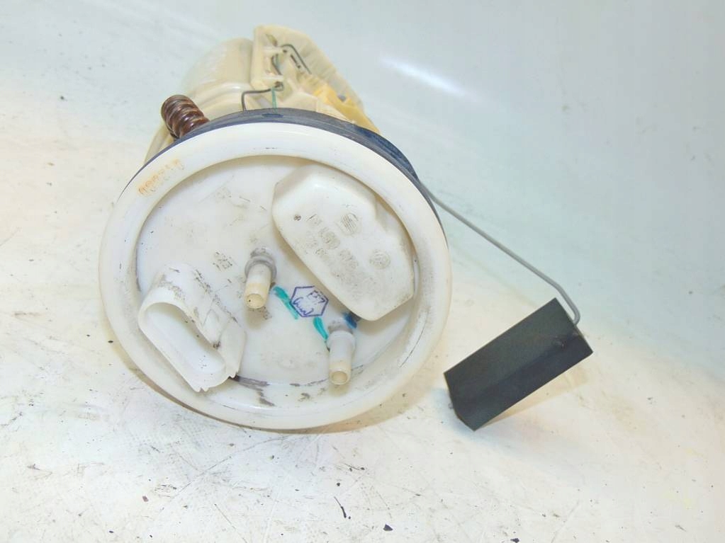 SEAT CORDOBA II 1.4 00r CZUJNIK POZIOMU PALIWA Producent części SEAT OE