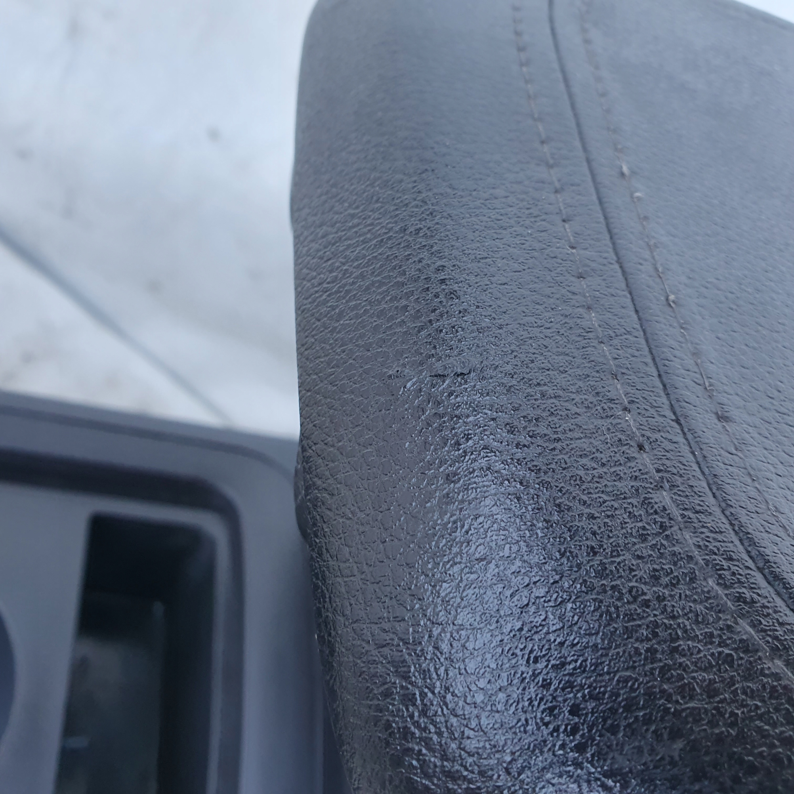 подлокотник Chevrolet CAPTIVA РЕСТАЙЛИНГ