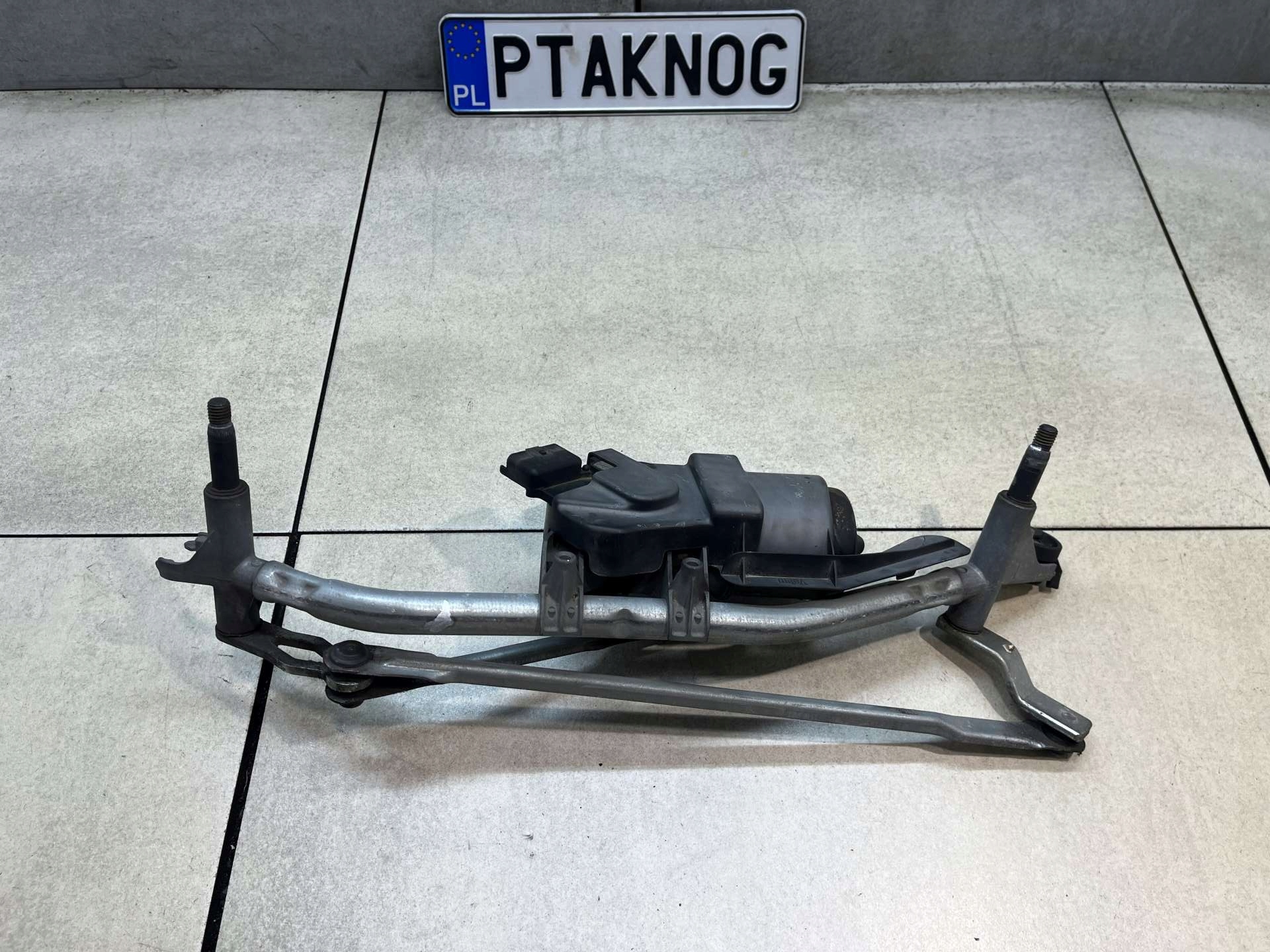 Wischergestänge PRZEDNICH PEUGEOT 1007 1.4 16V