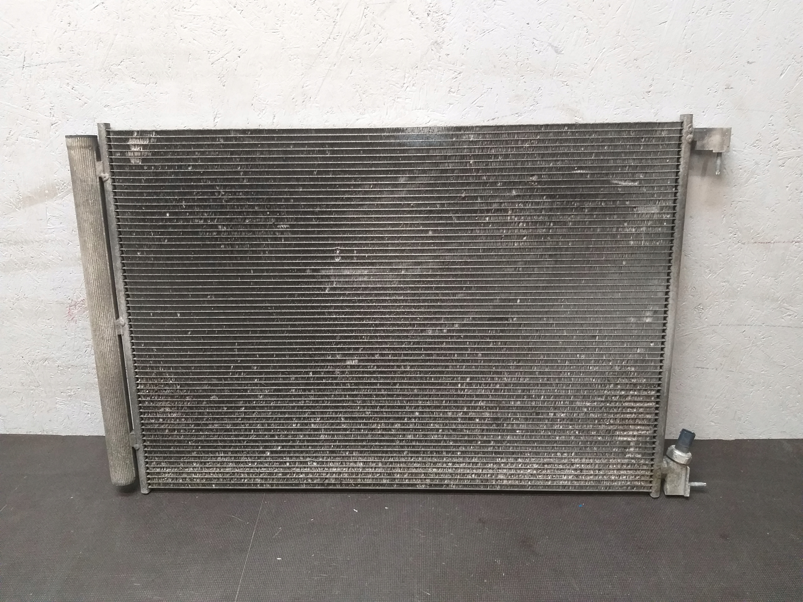 RADIATEUR CLIMATISATION KLIMA MERCEDES C KLASA W205