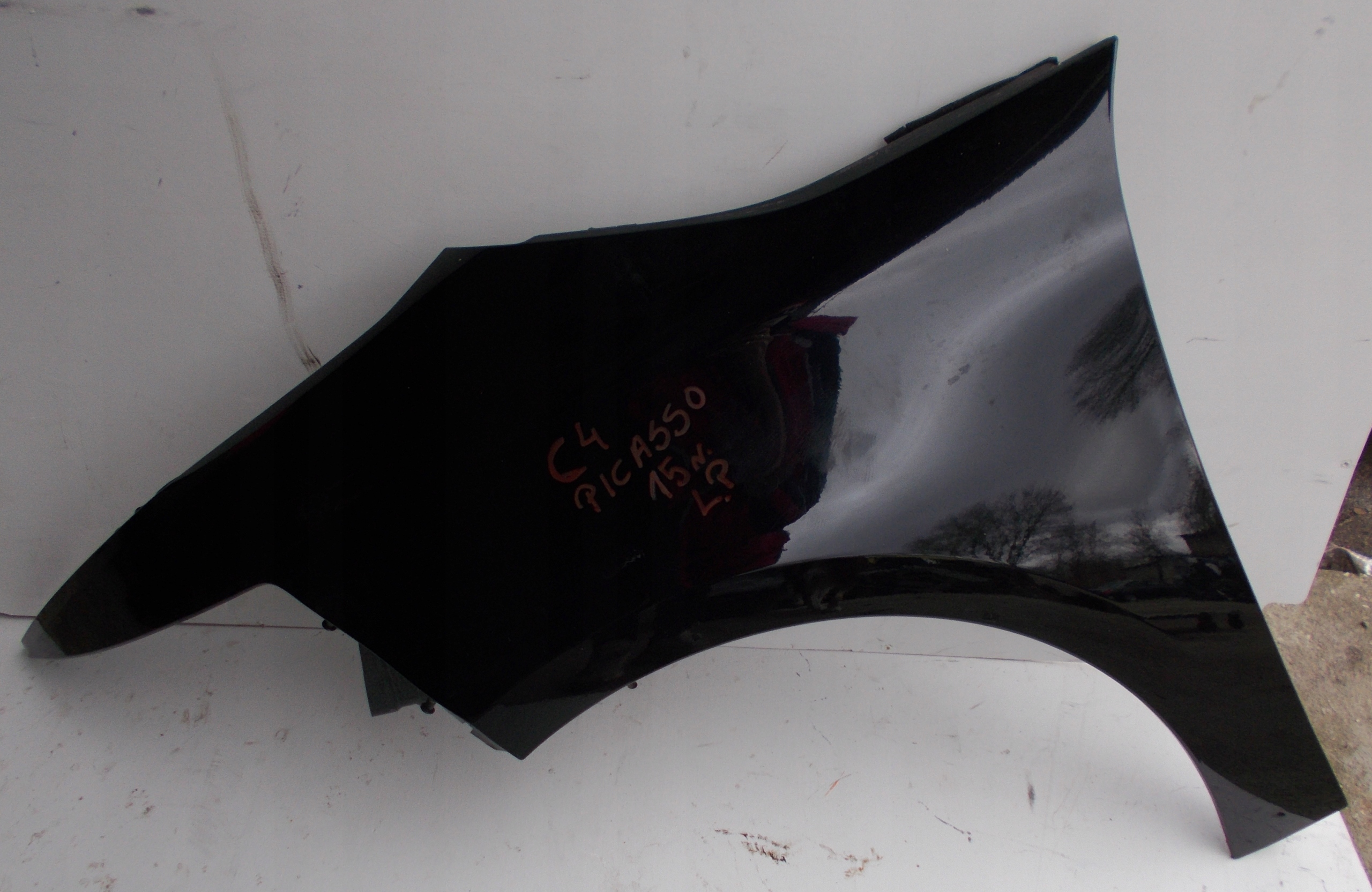 CITROEN C4 PICASSO II 15R fender left front EXYB