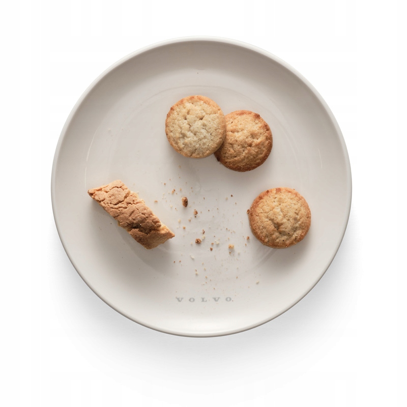 VOLVO oryginalny talerzyk zestaw talerzykow porcelana (4szt.) OE 32251760 Stan opakowania oryginalne