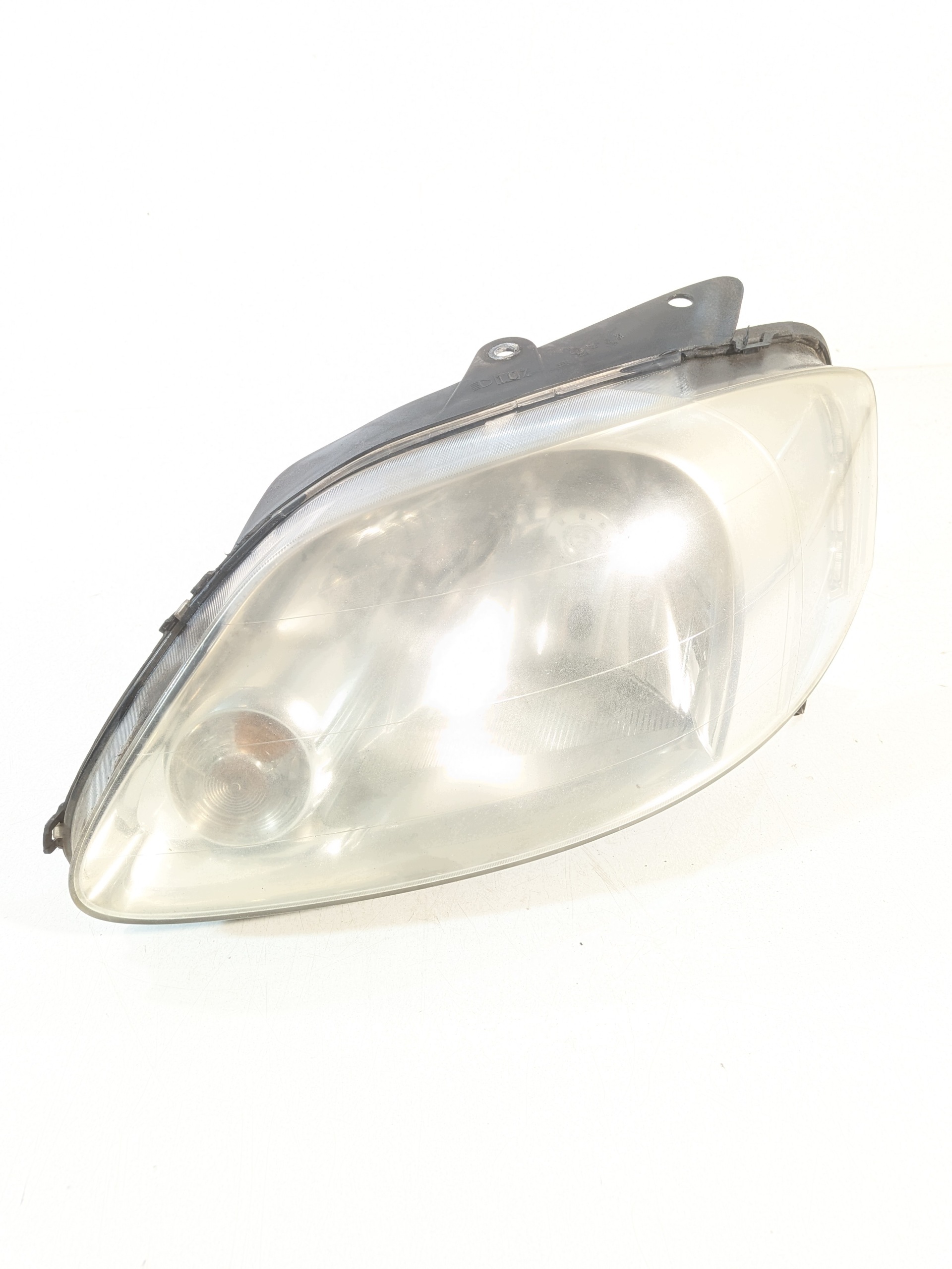 light left front REFLEKTOR left front VW FOX 05-09