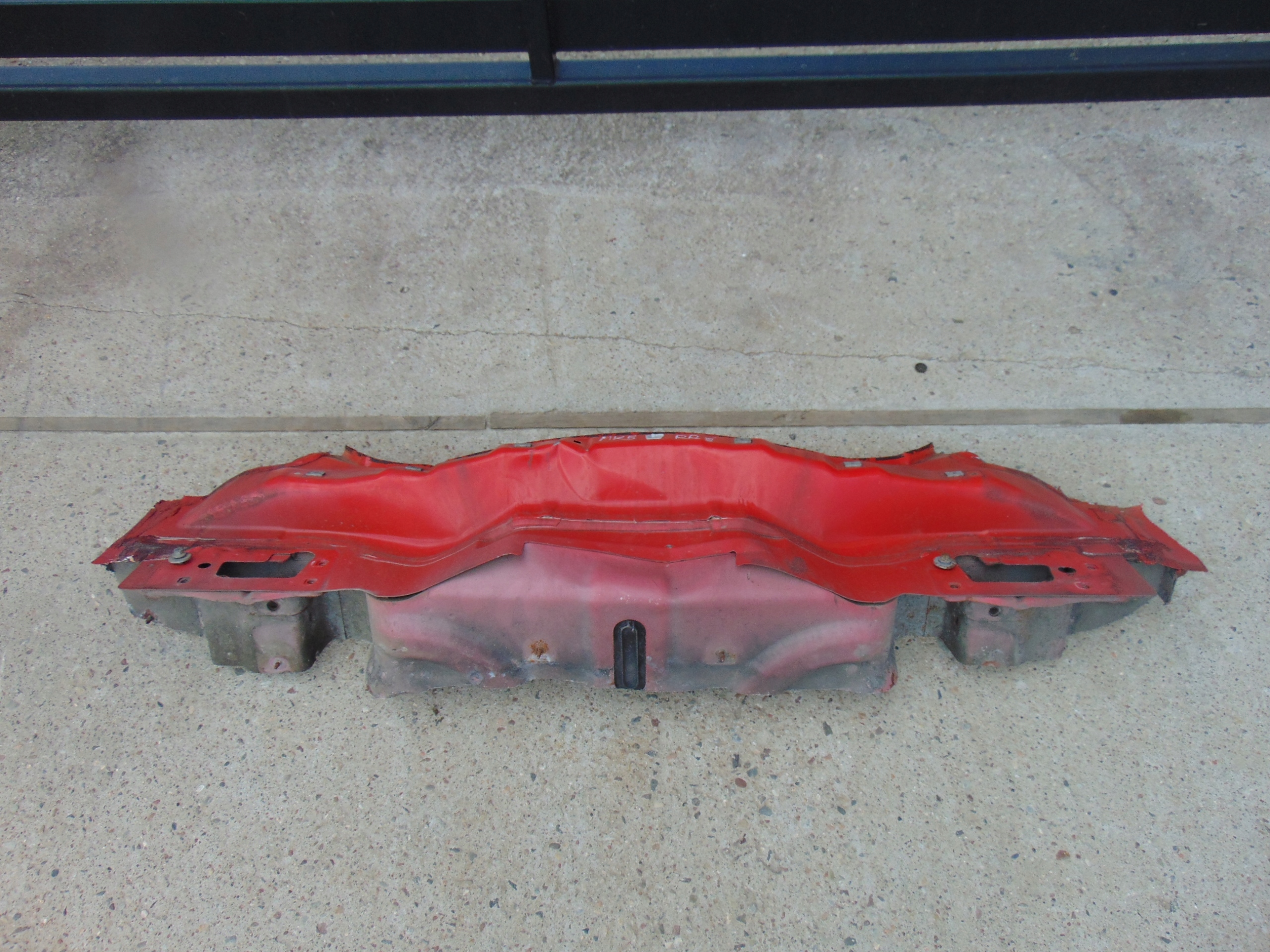 PAS TYLNY FORD MONDEO MK5 HATCHBACK