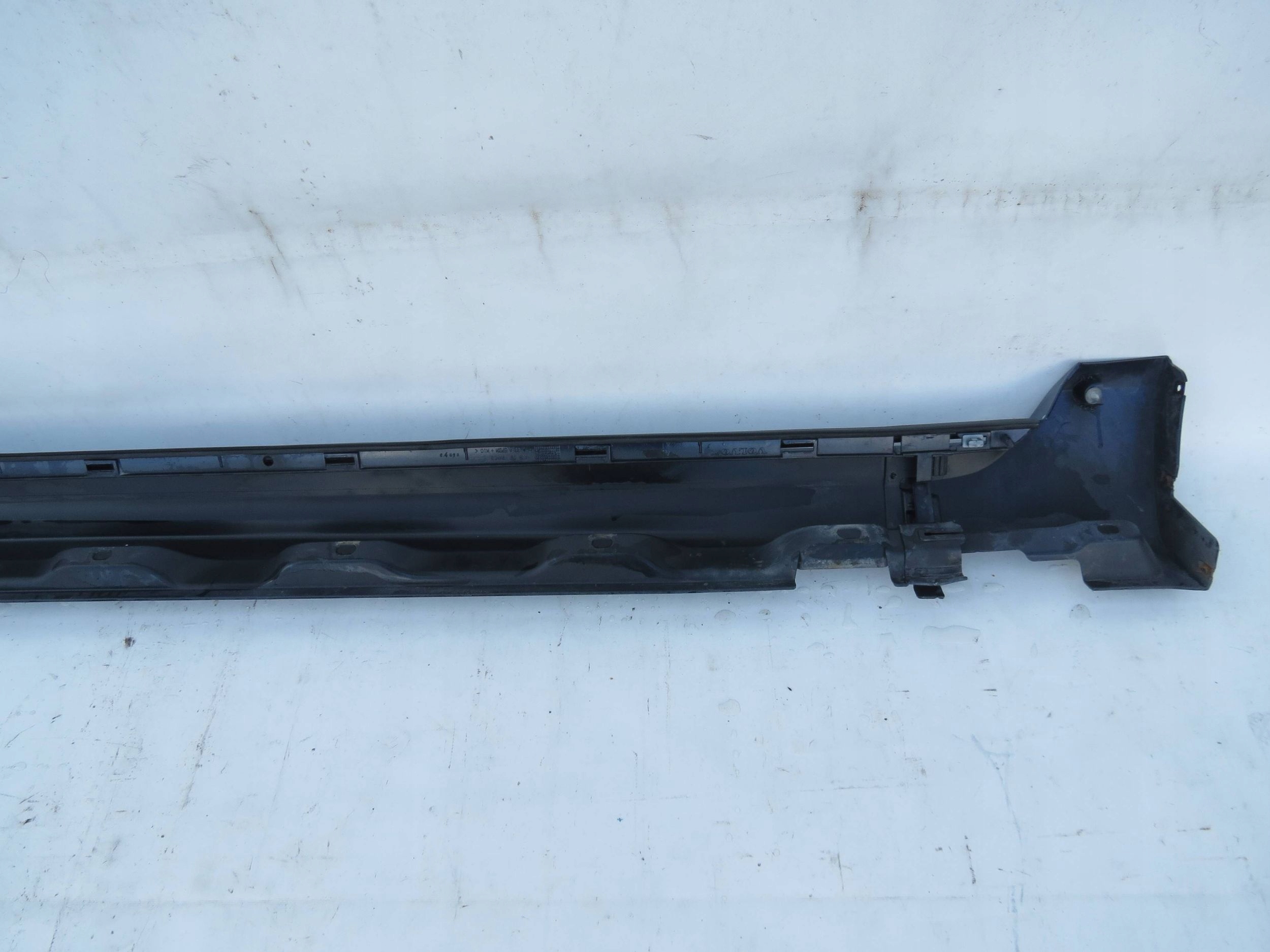 cap threshold left VOLVO V70 lll 3.2 B R6 243 KM 07-16r 39867023