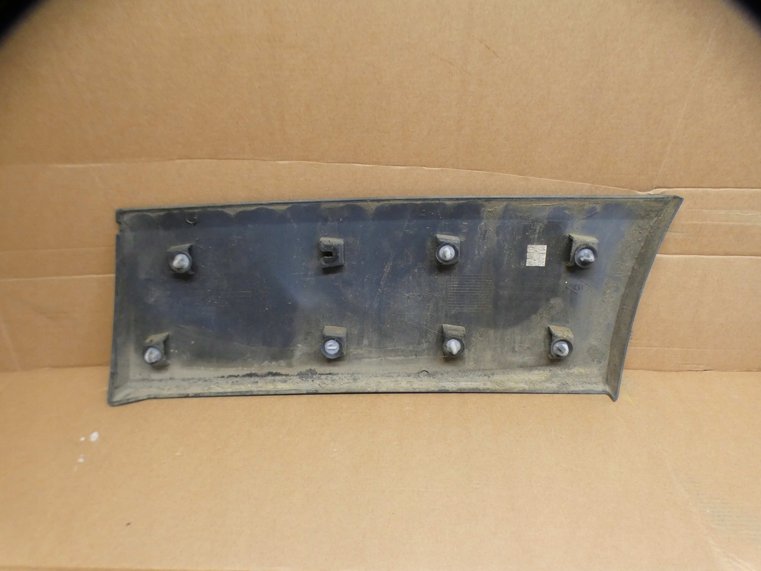 moulding right left rear part rear RENAULT TRAFIC III LONG