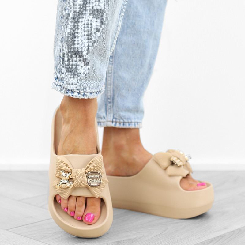 Khaki beżowe klapki damskie gumowe platforma kokarda z misiem BG155 r.38/39 Kod producenta 4701 KHAKI