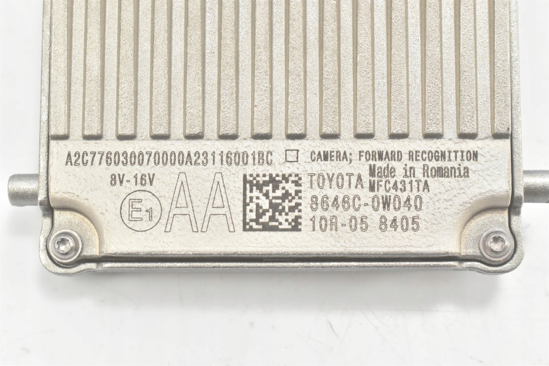 KAMERA PRZEDNIA RADAR 8646C-0W040 TOYOTA YARIS IV P21 2020- Producent części Toyota OE