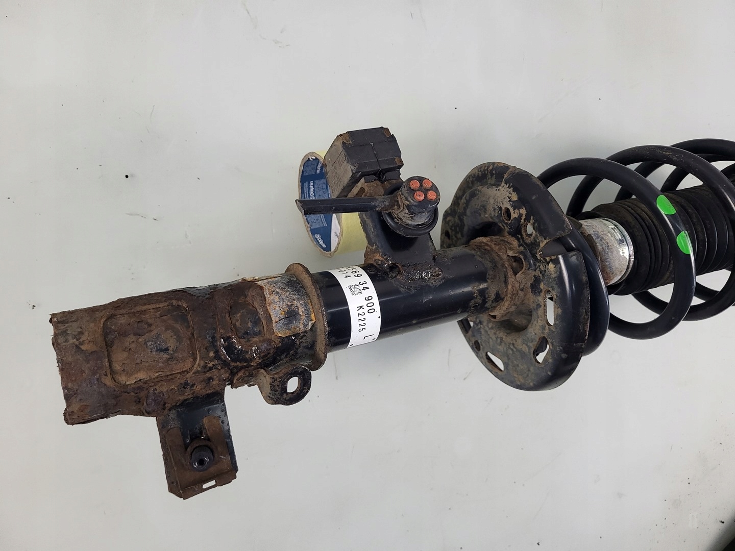 shock absorber spring left front 2.2 d MAZDA CX-5 and KE KF6934900