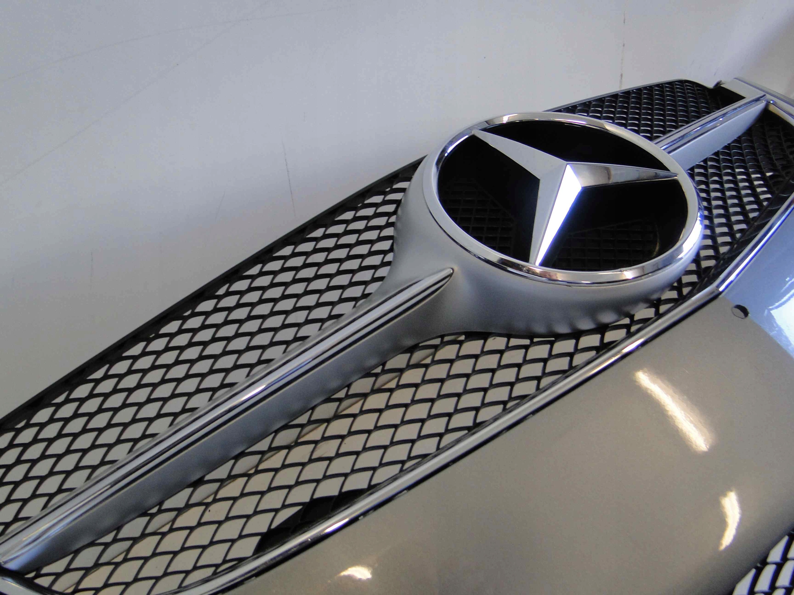 MERCEDES E KLASA 207 C/A LIFT GRILL ATRAPA W207 Typ samochodu Samochody osobowe