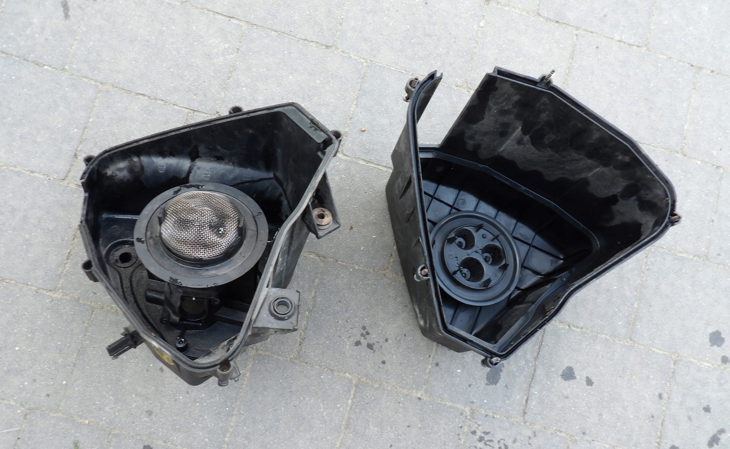AUDI A8 D3 4.0 TDI Gehäuse filter links
