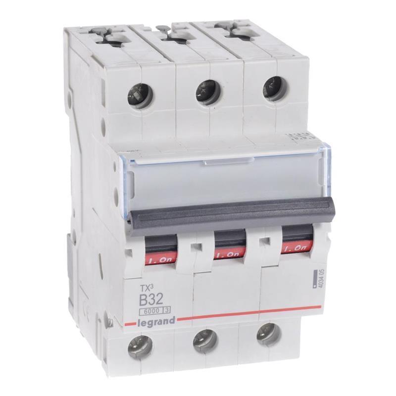 Nadproudový spínač S303 TX3 B32 Legrand