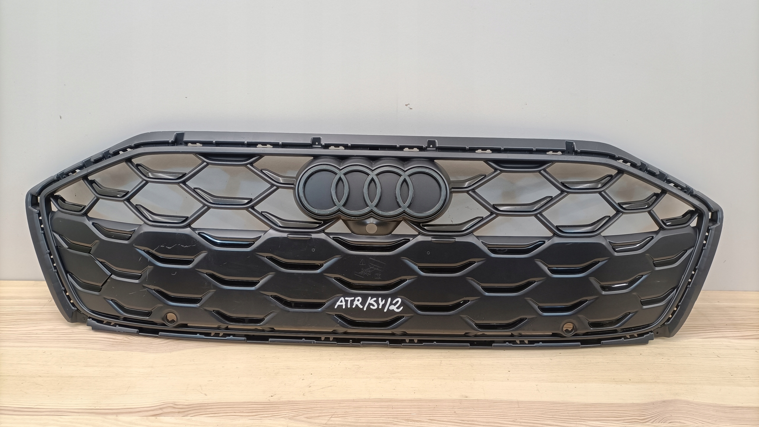 Audi A4 8B3 Kühlergrill FRONTGRILL Kühlergitter 8B3853653BS - Thumbnail 1