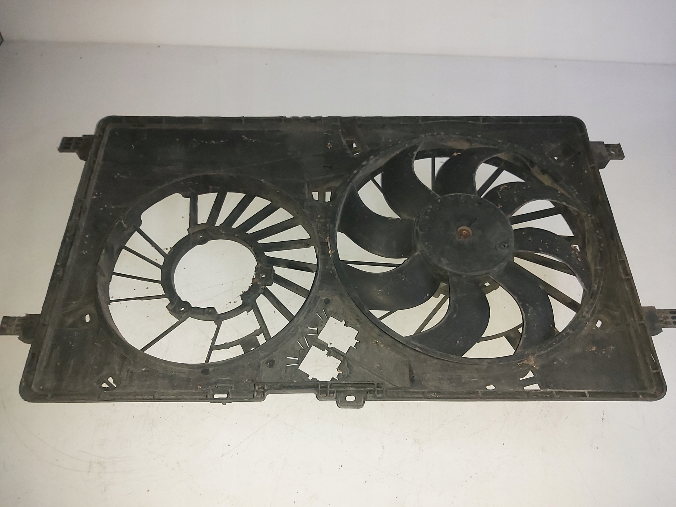 Wentylator Master 3 Movano B 2.3 DCI 214811562R