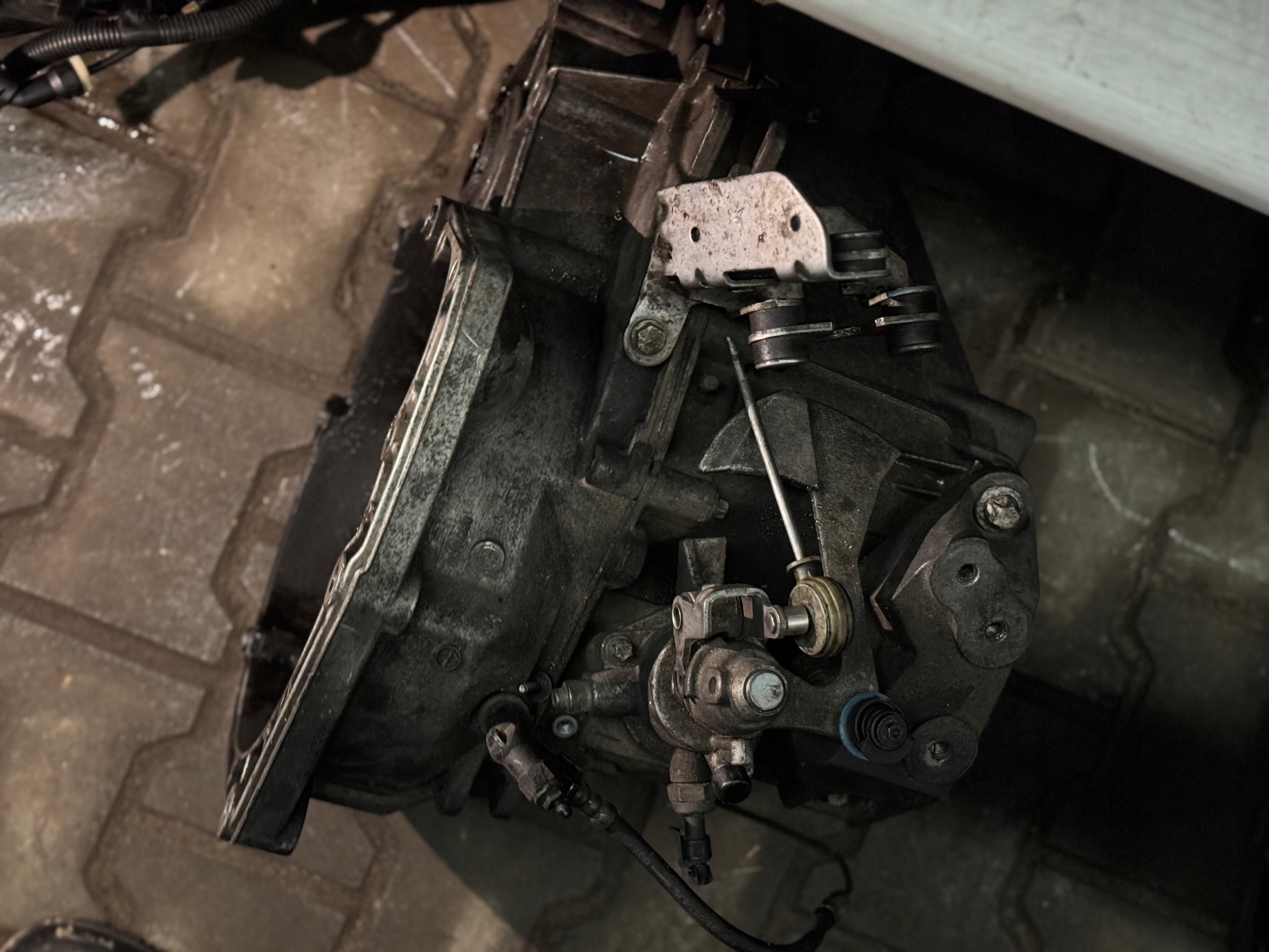 gearbox, Opel Astra H Vectra C Insignia A 1.9 2.0 CDTI M32 complete