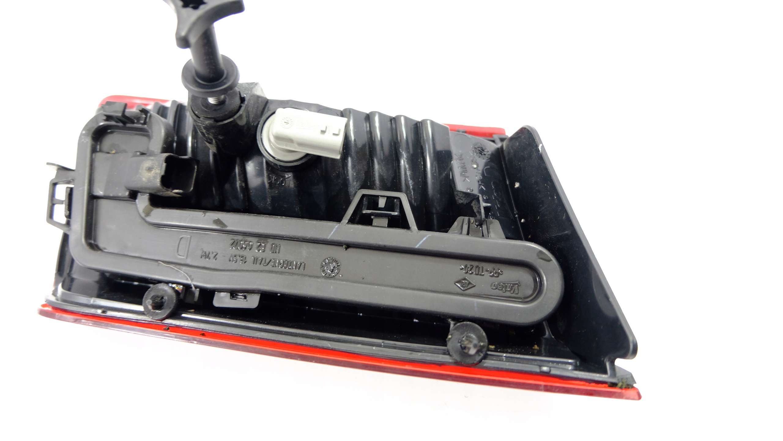 RENAULT LAGUNA III LAMPA KLAPY PRAWA HB Numery katalogowe zamienników 00