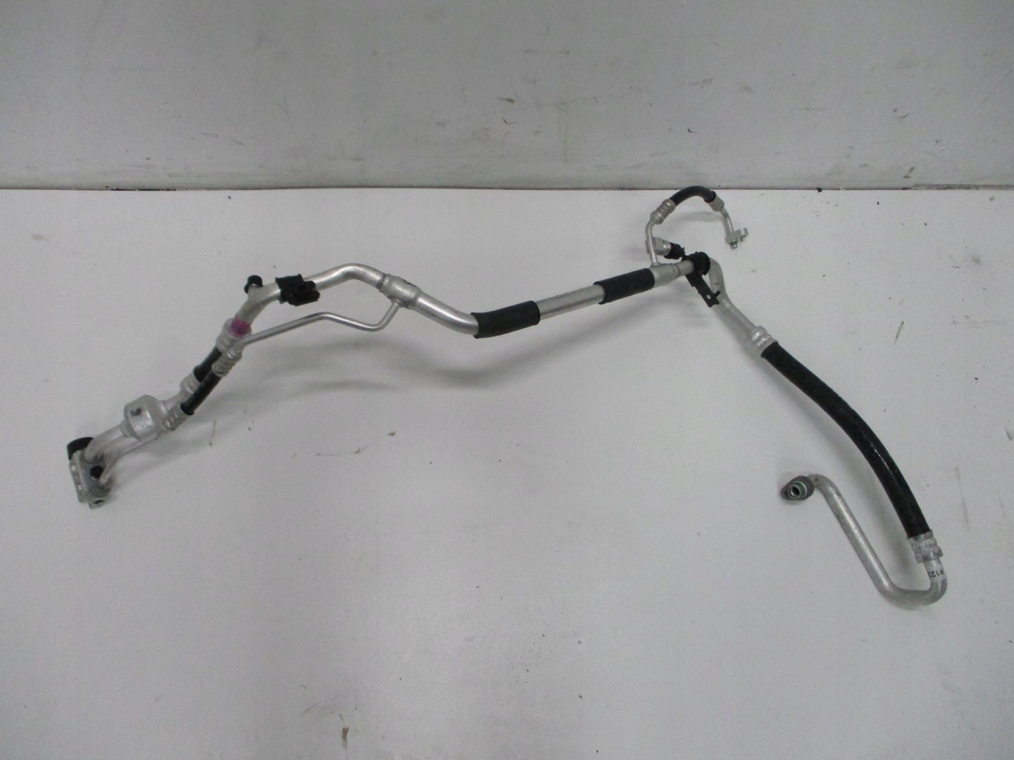 WAZ PRZEWOD KLIMATYZACJI KIA NIRO